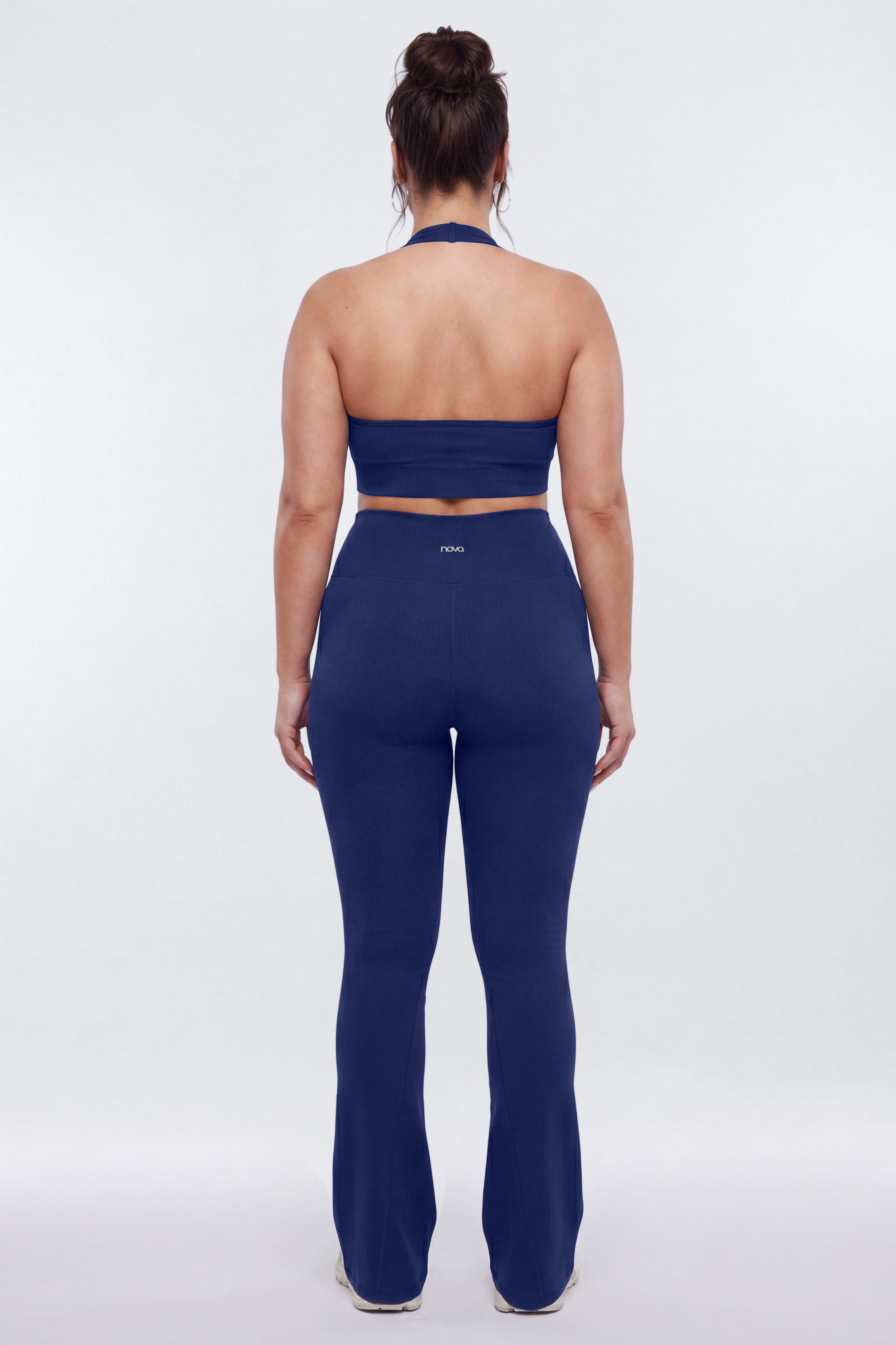 SeamlessLift™ Halter Sports Bra - Navy