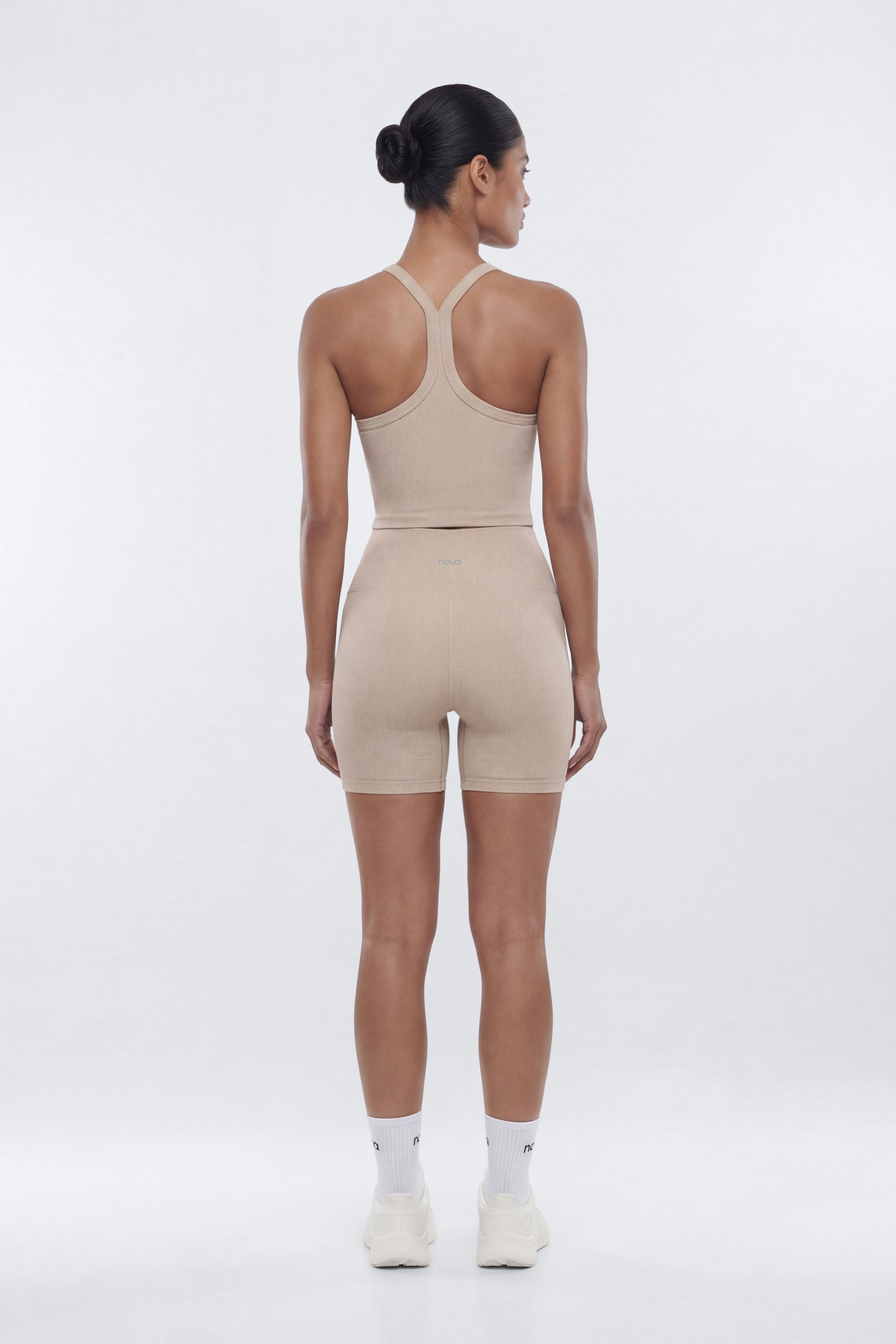 SeamlessLift™ Y Back Sports Top - Taupe