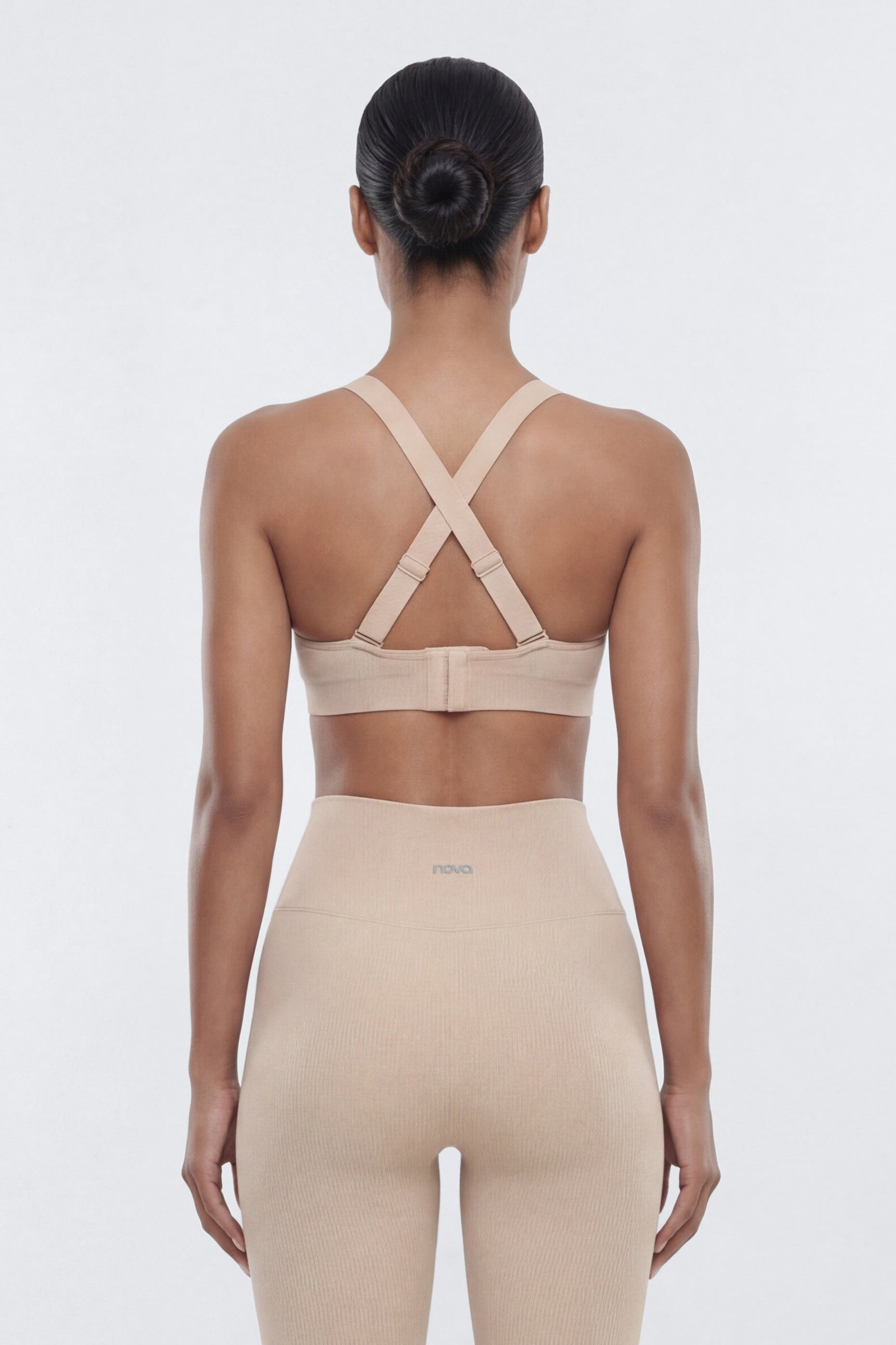SeamlessLift™ V Neck Sports Bra - Taupe
