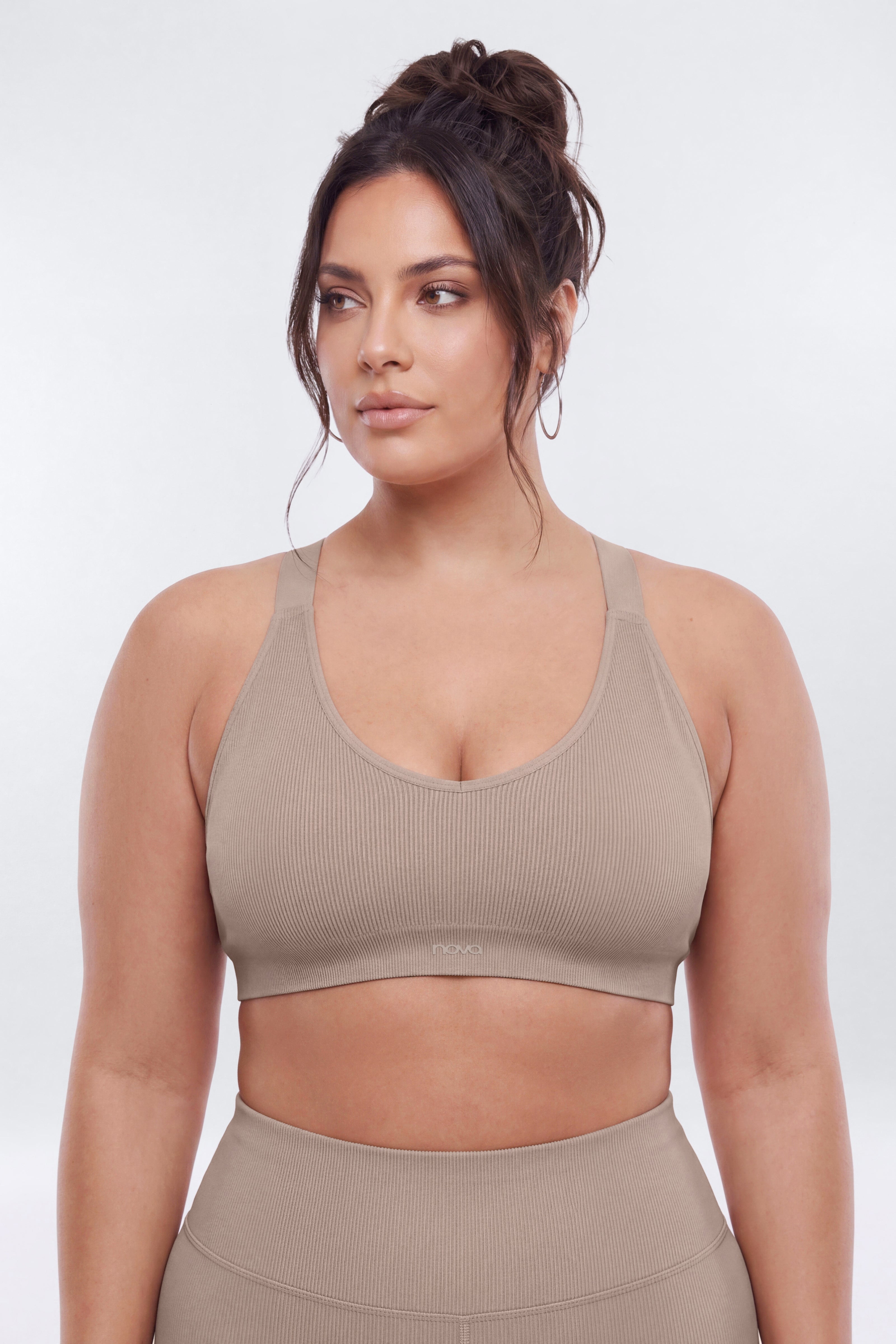 SeamlessLift™ V Neck Sports Bra - Taupe