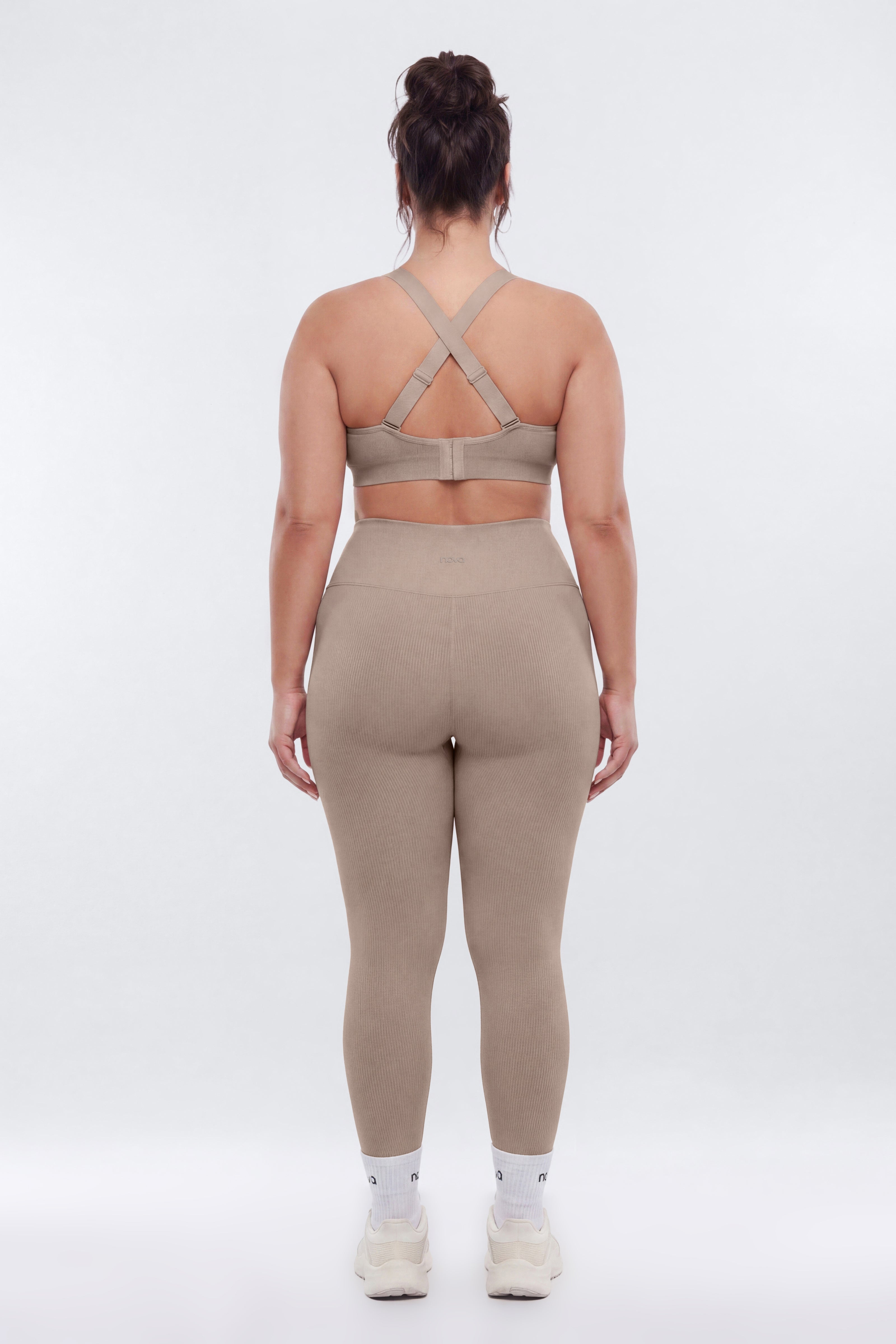 SeamlessLift™ V Neck Sports Bra - Taupe