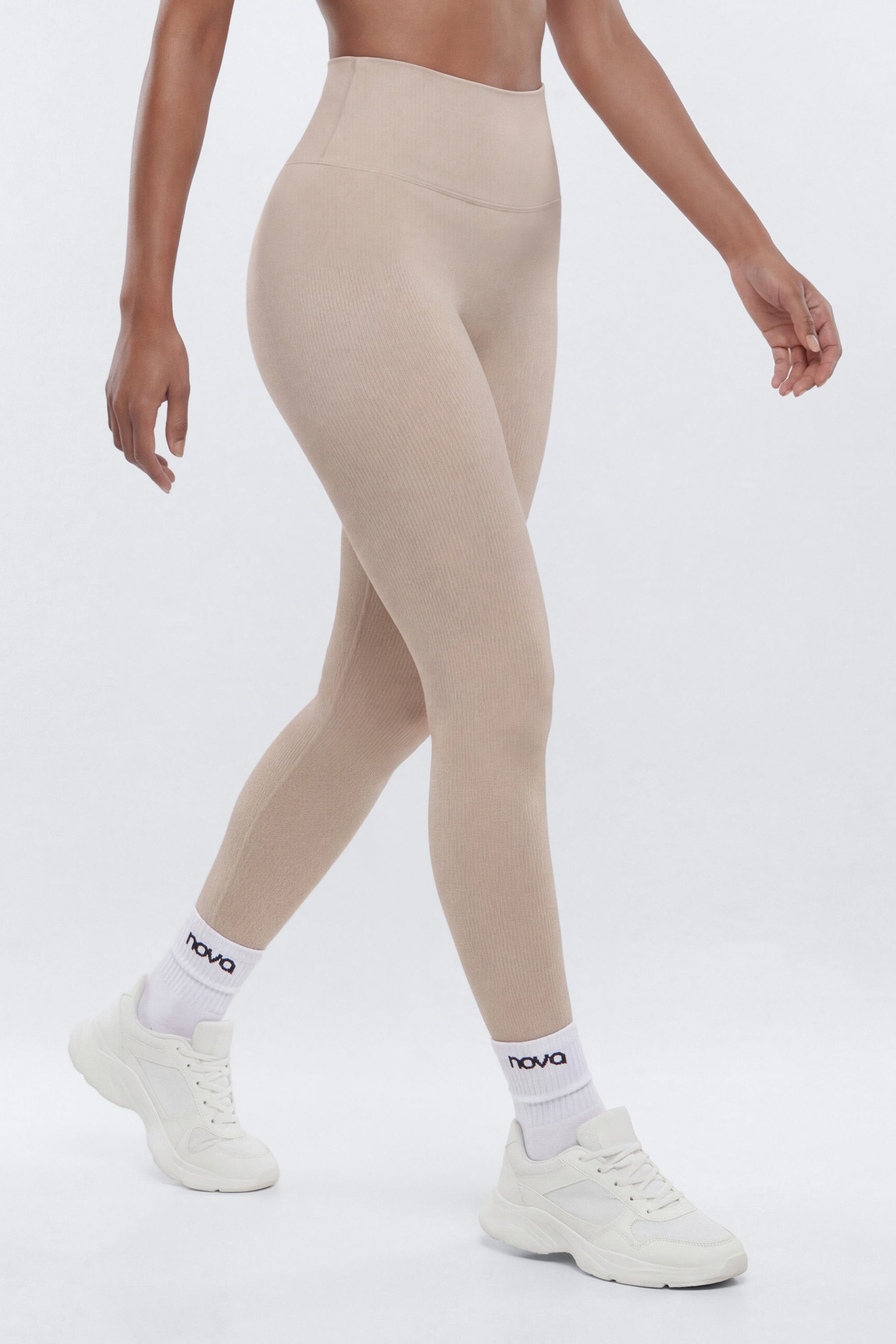 SeamlessLift™ 25″ High Rise Legging - Taupe