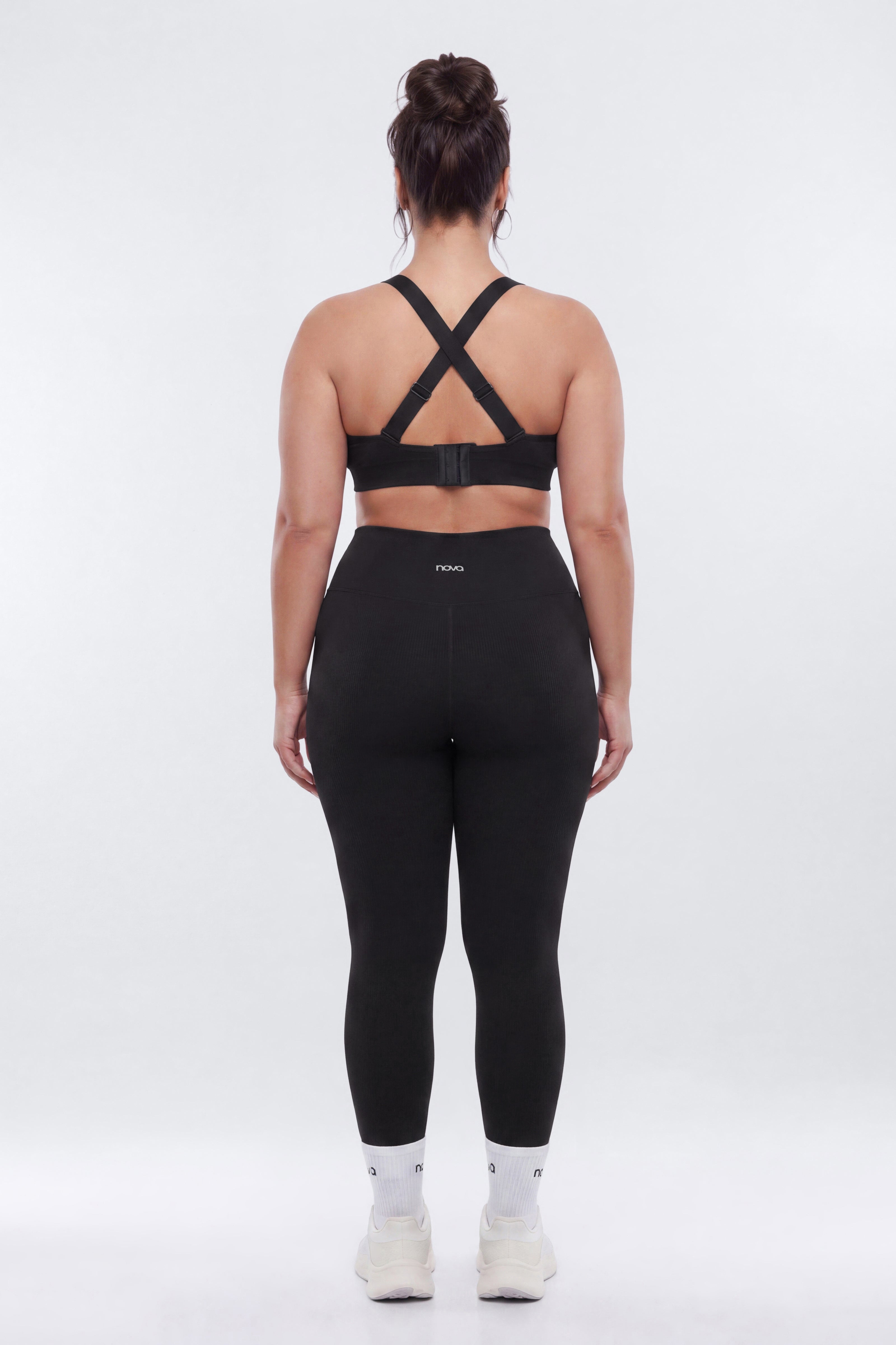 SeamlessLift™ V Neck Sports Bra - Black