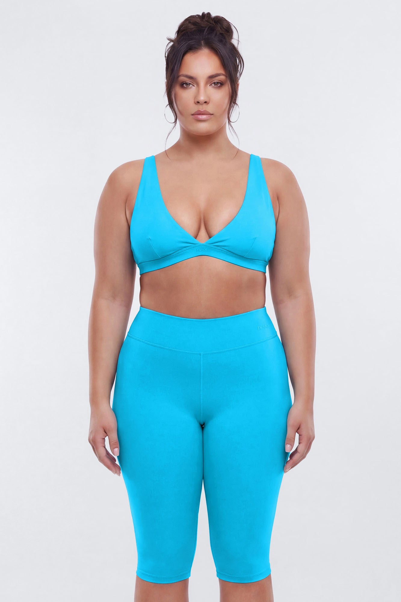 ButterSoft Low V Neck Sports Bra - Blue