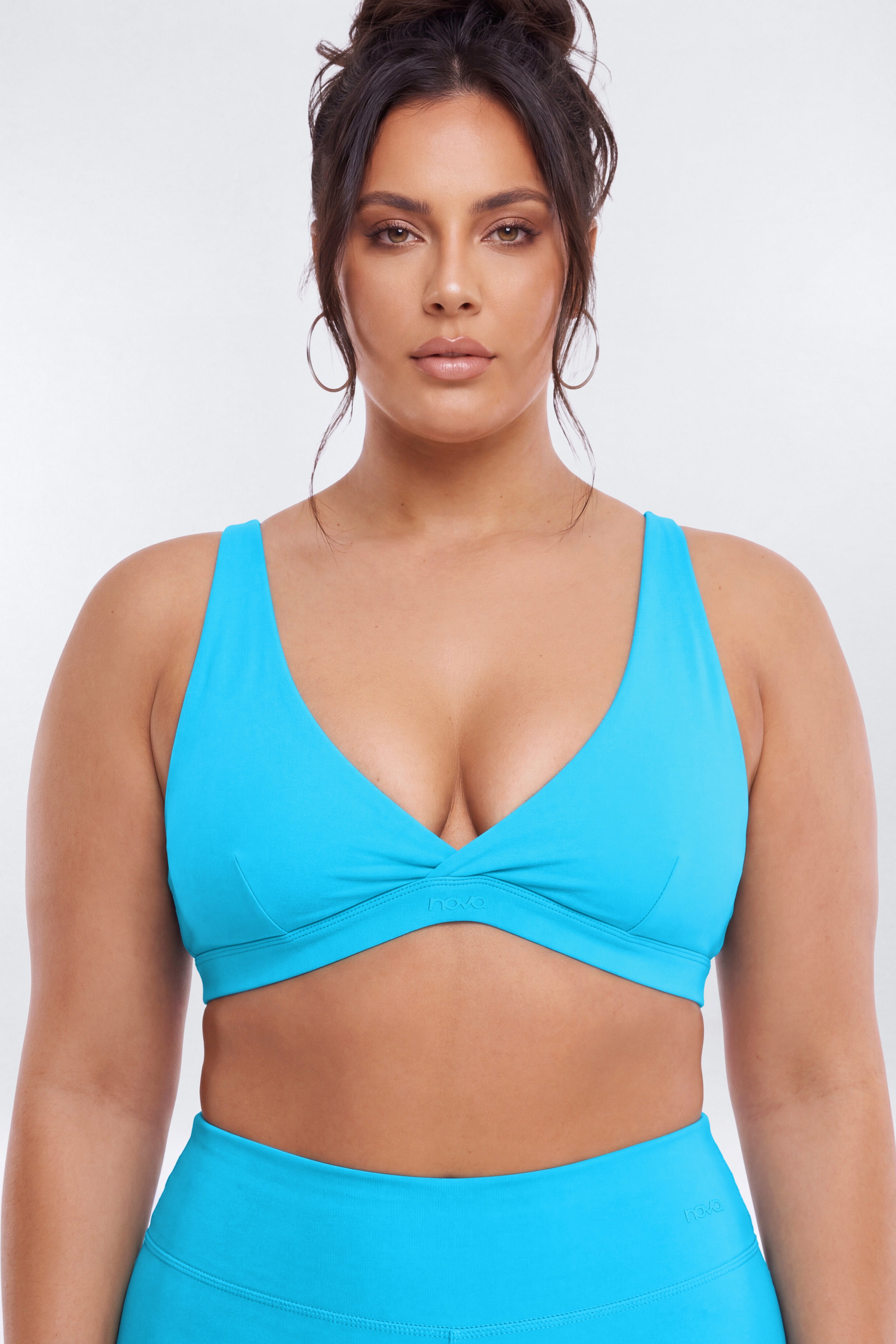 ButterSoft Low V Neck Sports Bra - Blue