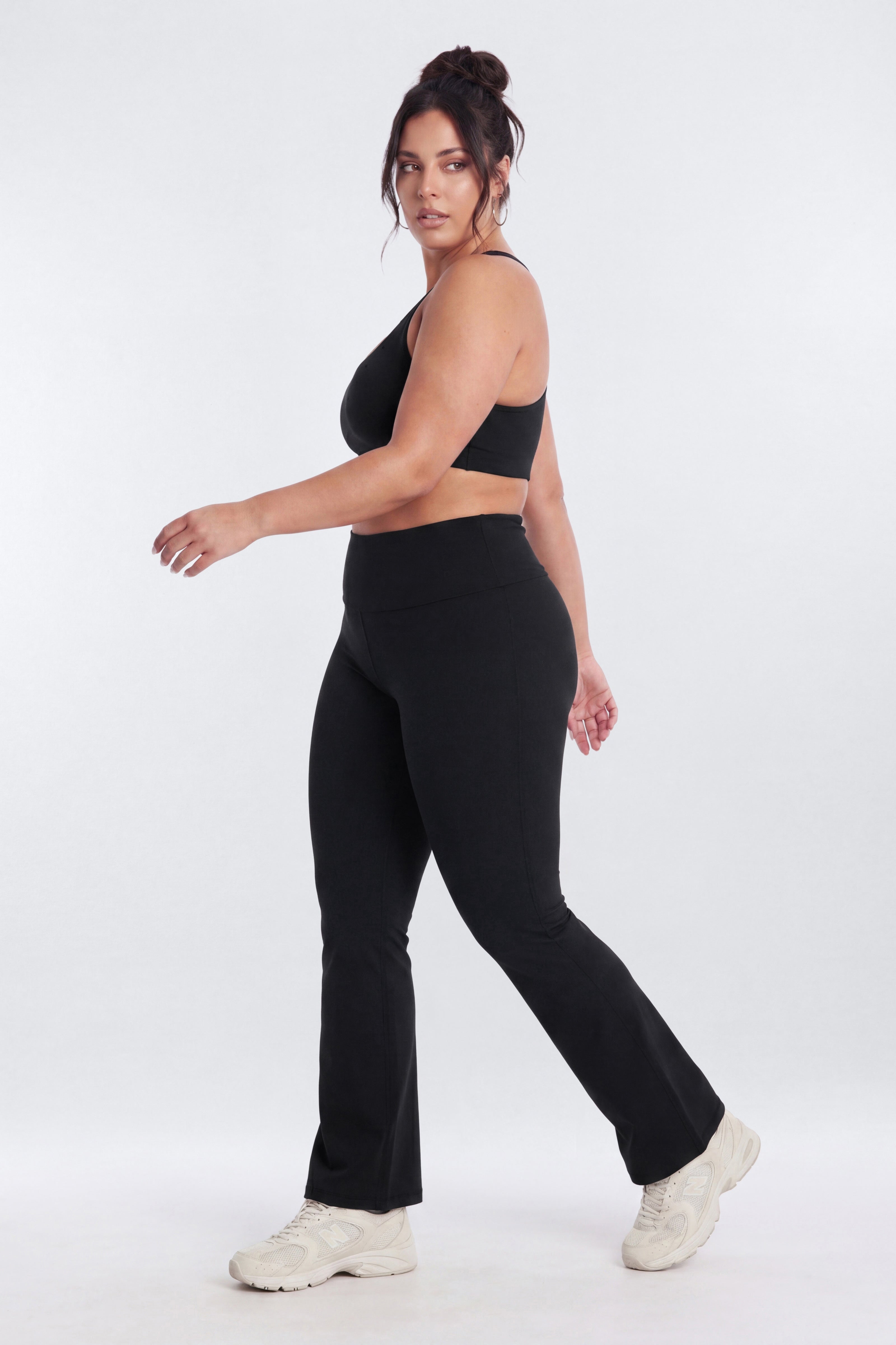 ButterSoft 33″ Low Rise Foldover Flare Legging - Black
