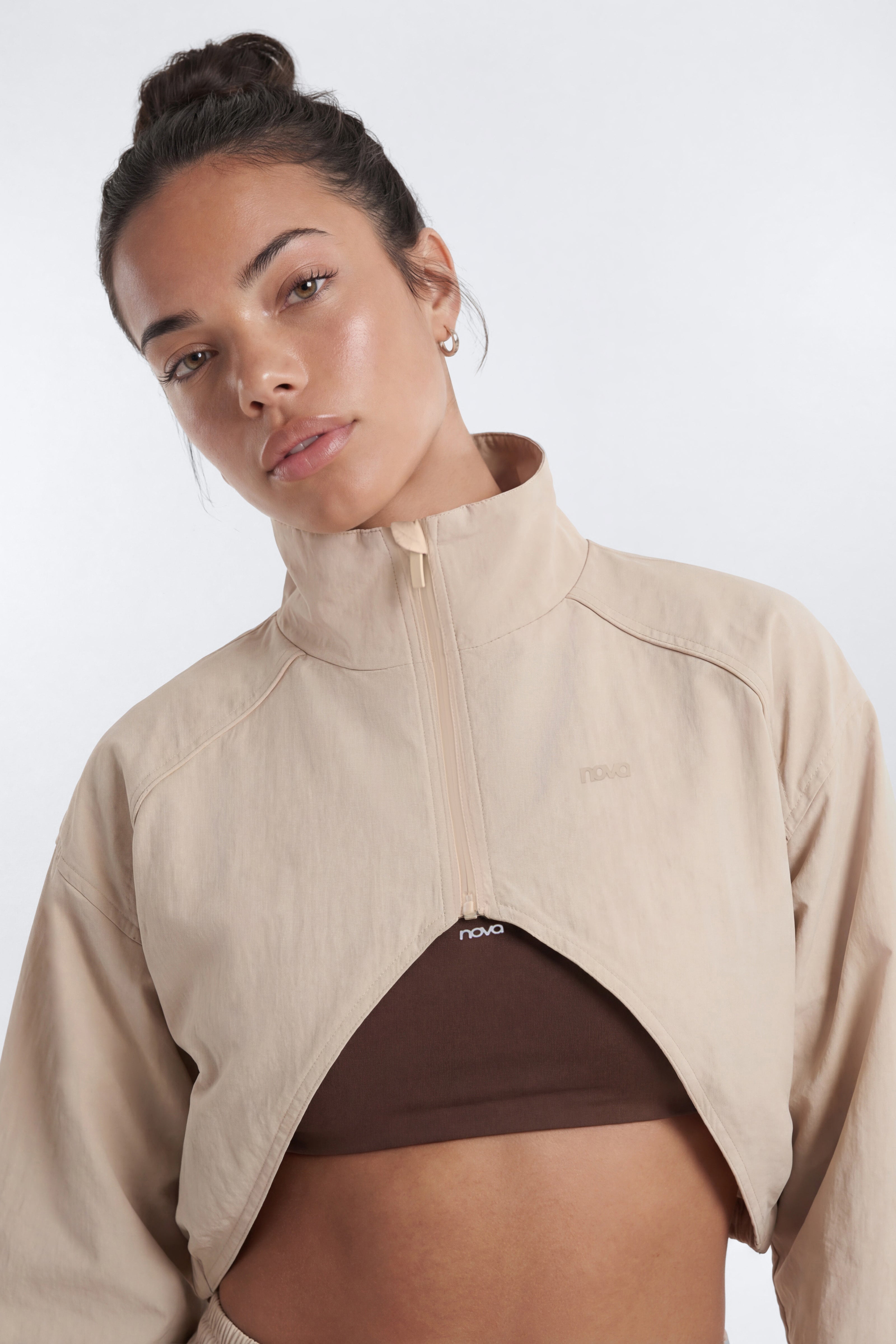 CoreNylon Cropped Windbreaker Sports Jacket - Taupe