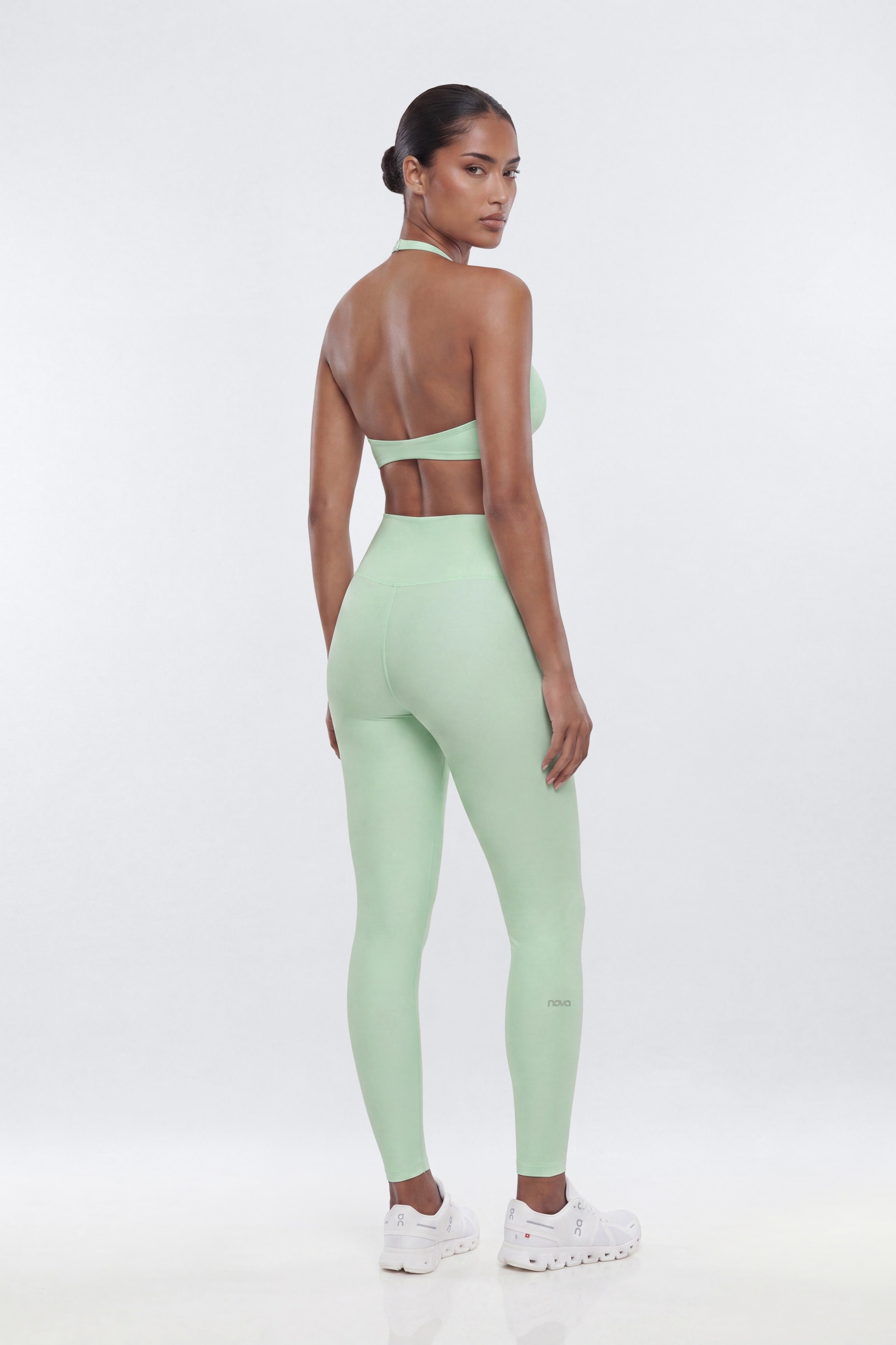 AirSculpt™ 25″ Mid Rise Legging - Cool Mint