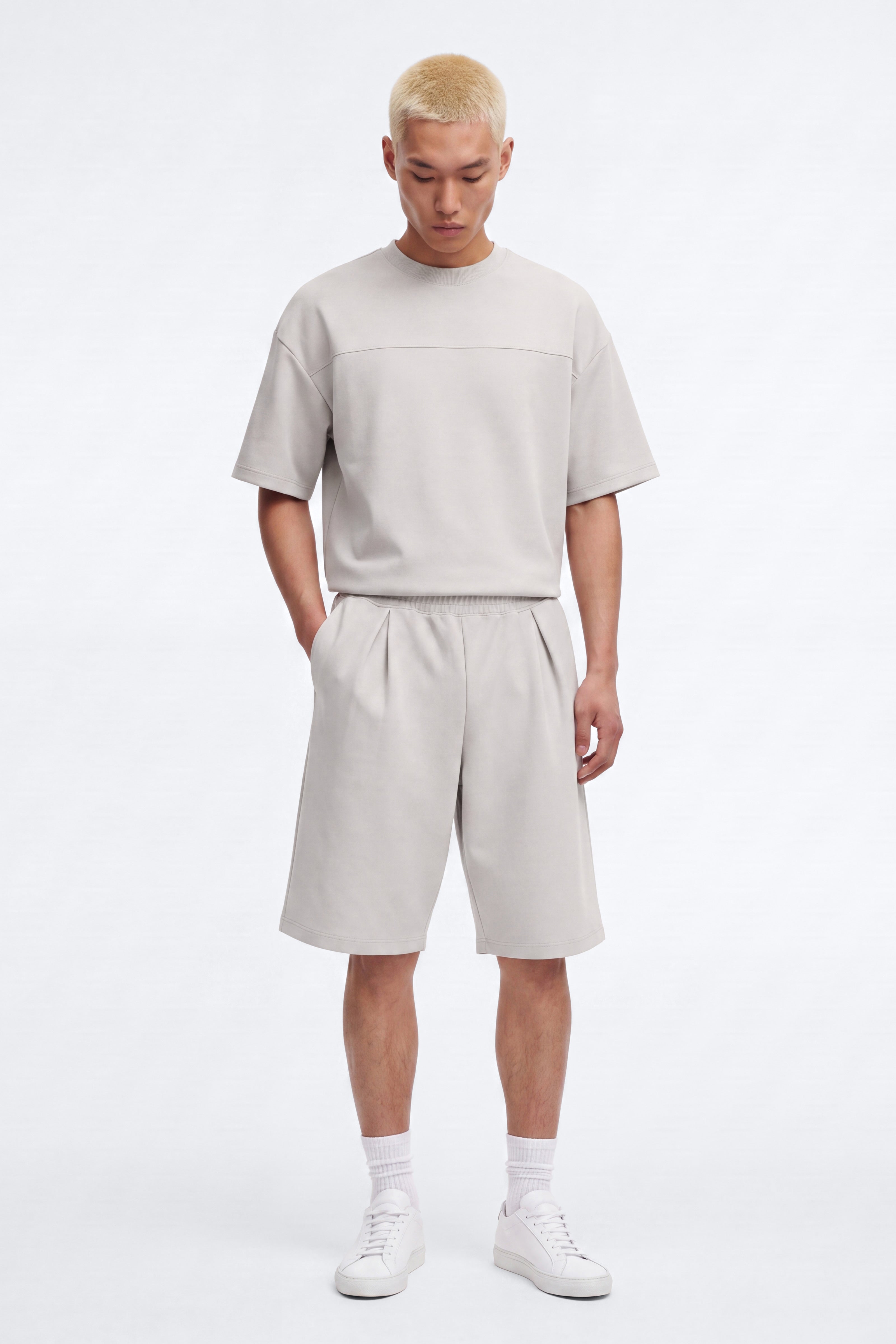 Structured Fleece Pleated Baggy Short - Light Grey