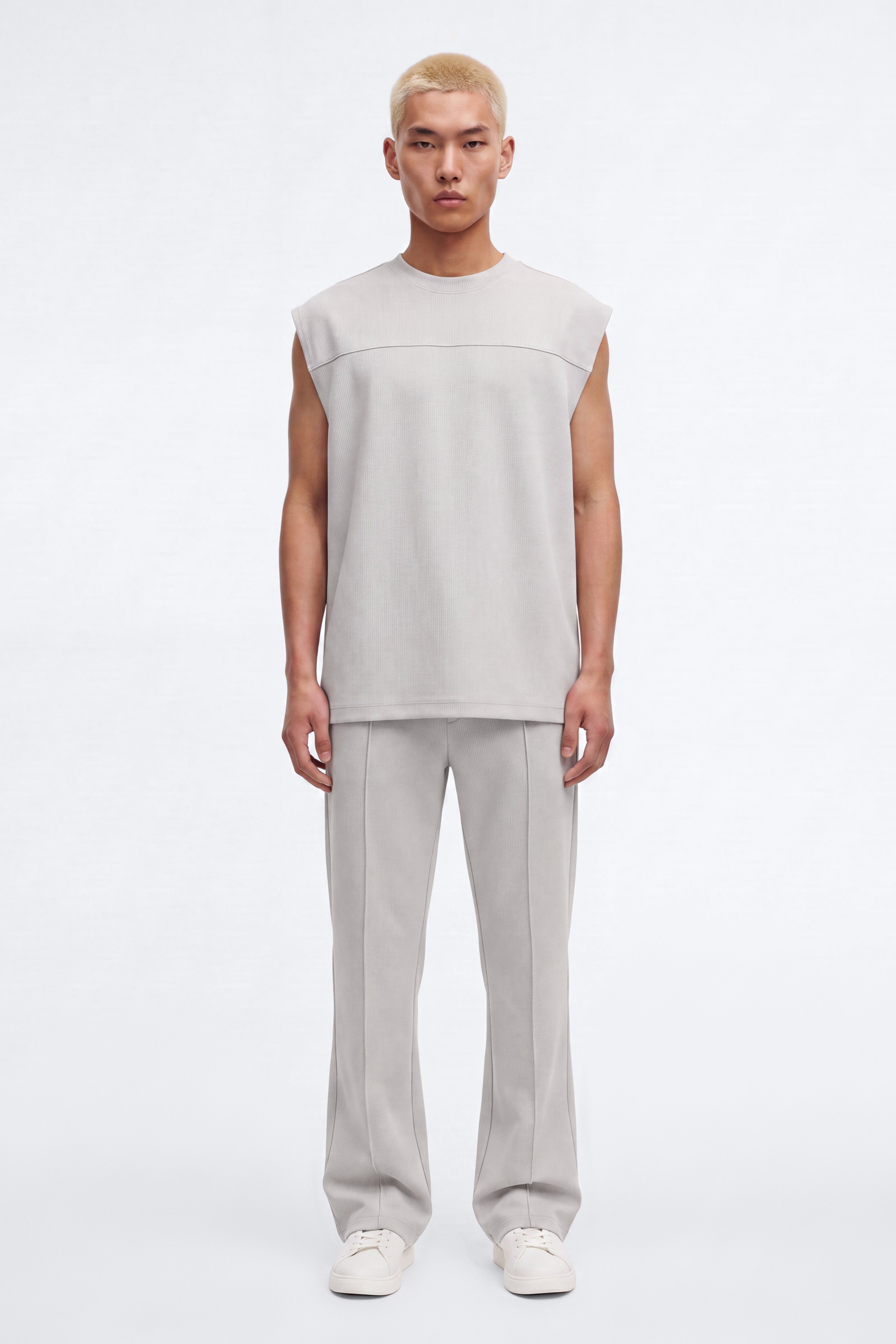Structured Fleece Pintuck Slim Flare Sweatpants - Light Grey