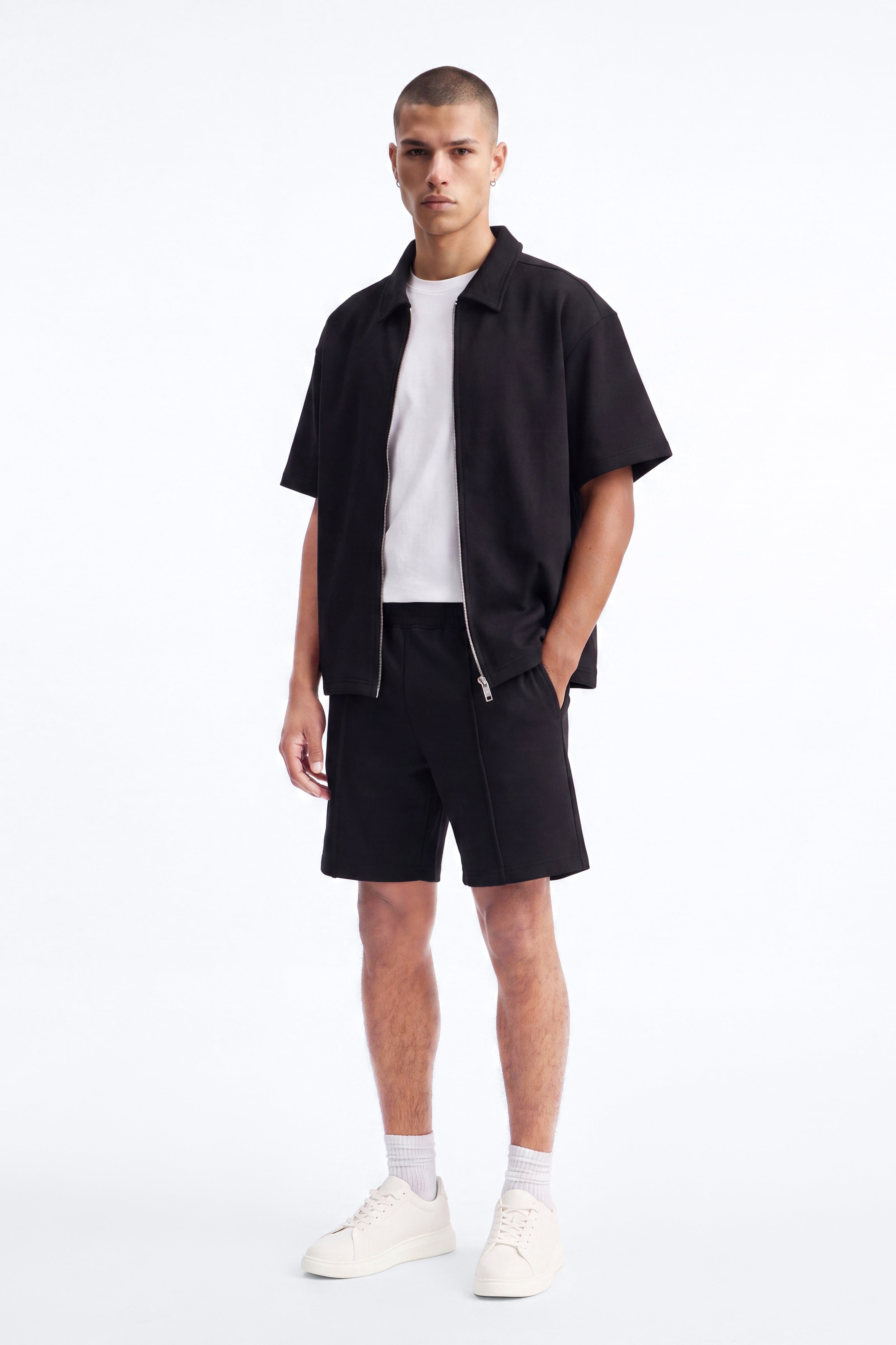 Structured Fleece Pintuck Relaxed Short - Black