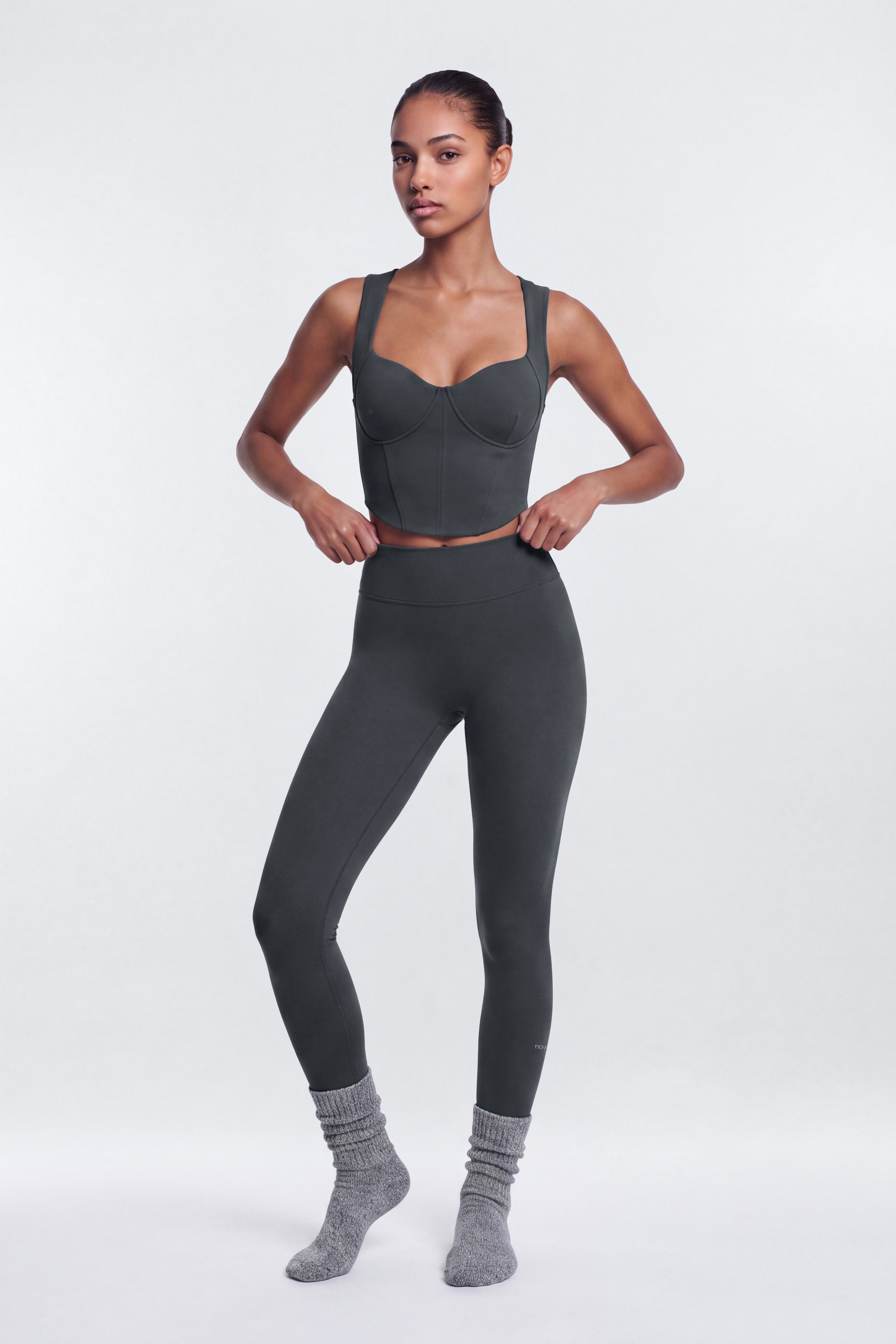 CloudForm™ Contour Seam Top - Carbon