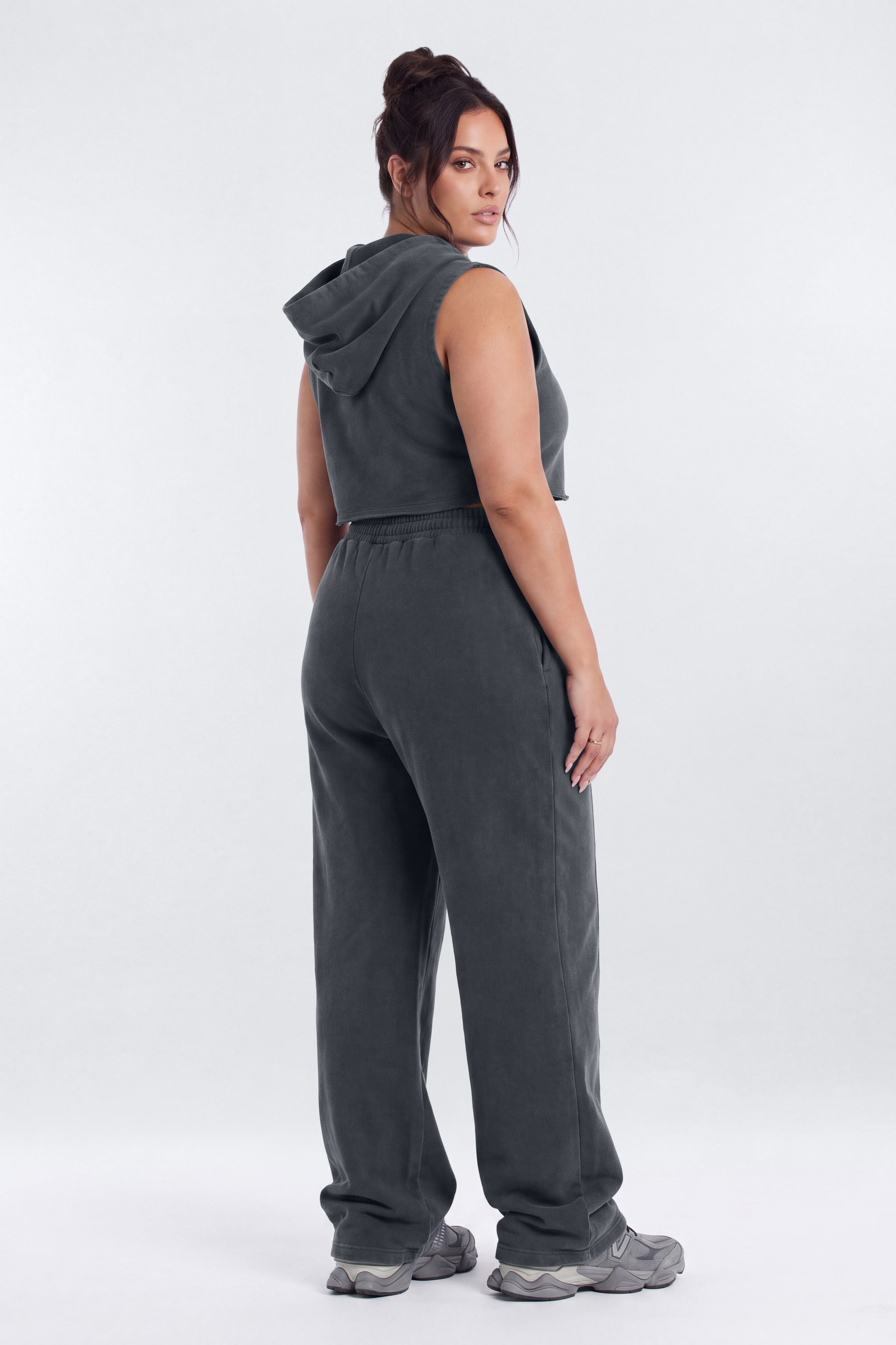 French Terry 32″ Wide Leg Pant - Carbon