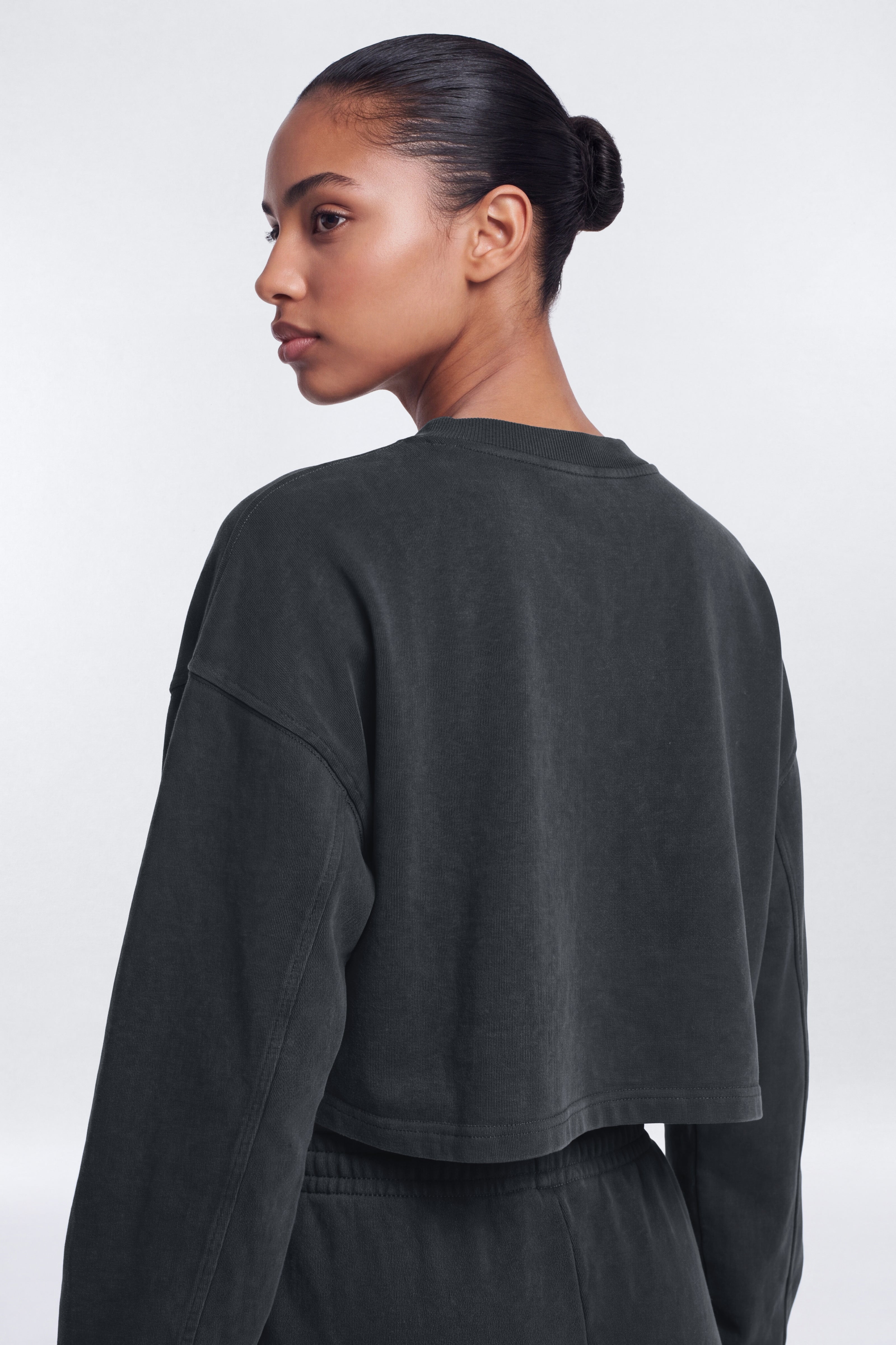 French Terry Crop V Neck Sweatshirt - Carbon