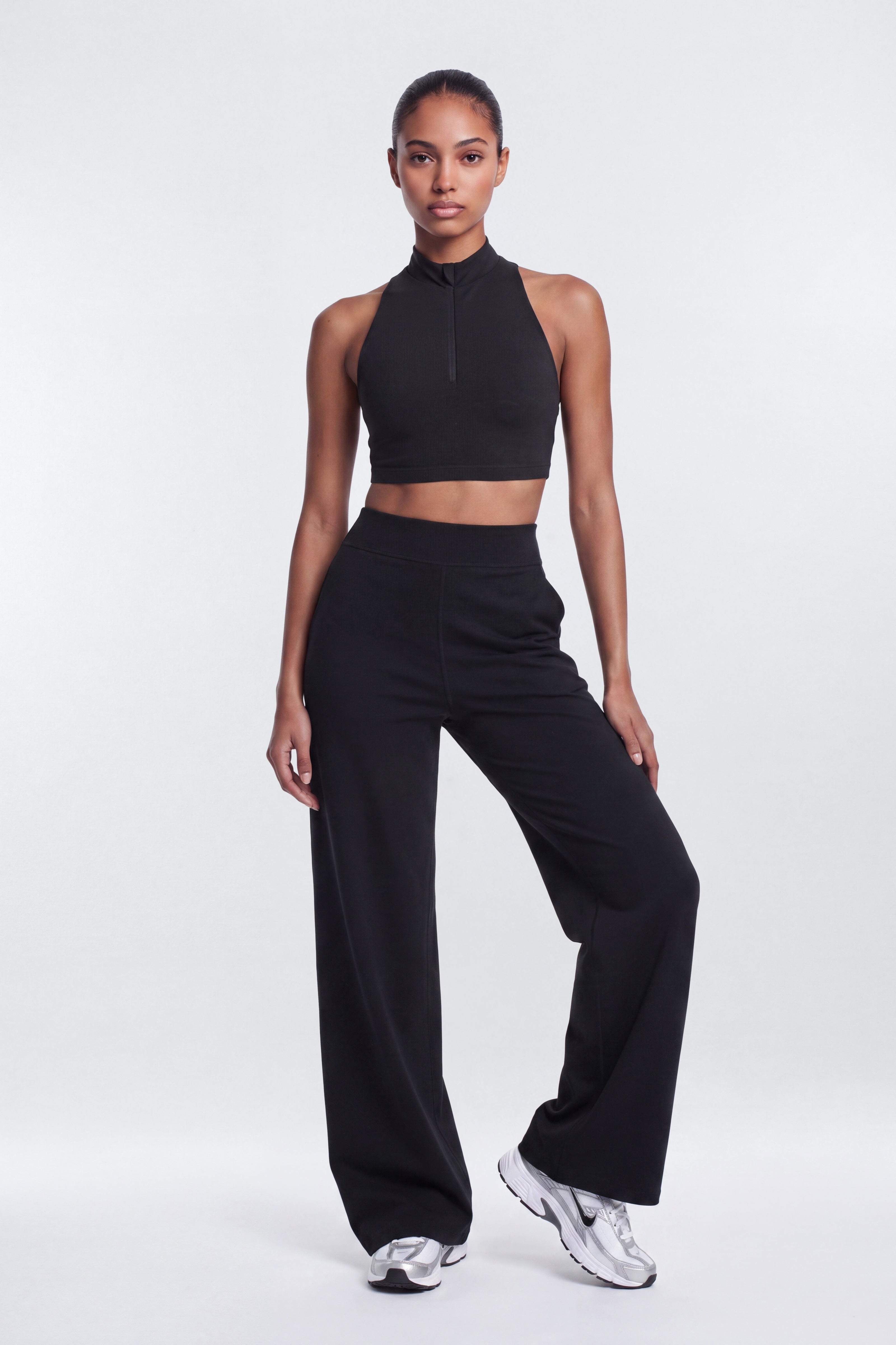 ProStretch™ Mock Neck Quarter Zip Sports Bra - Black