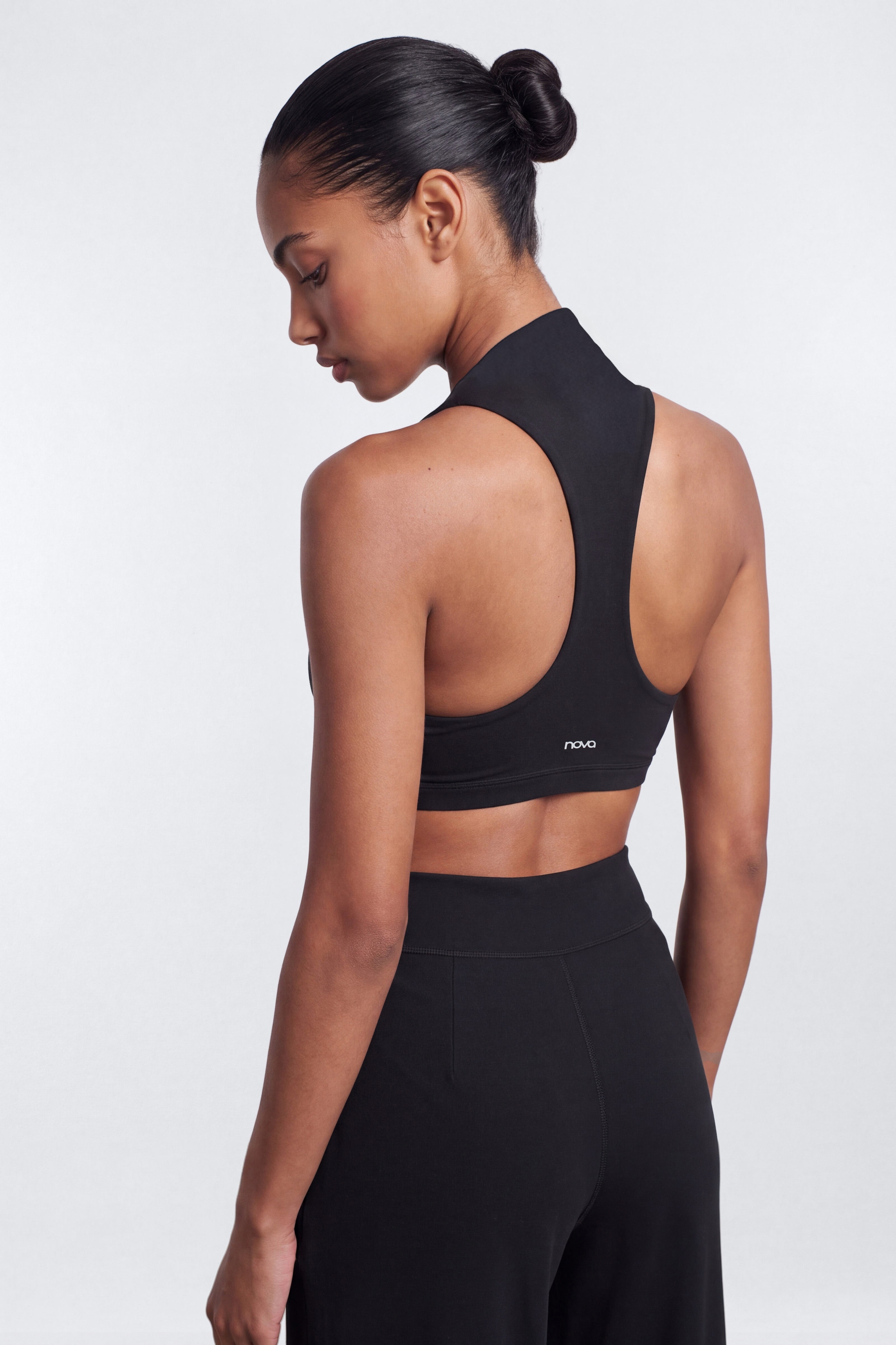 ProStretch™ Mock Neck Quarter Zip Sports Bra - Black
