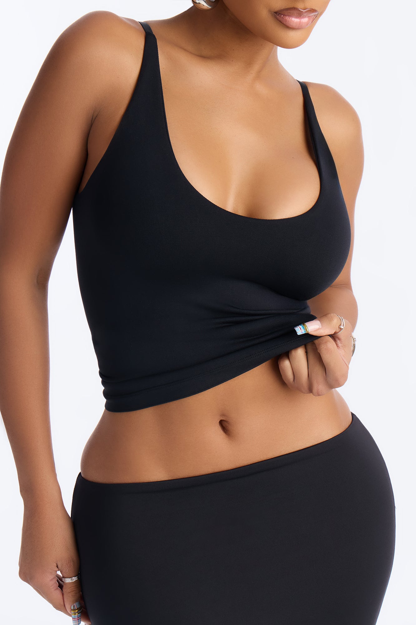 Seamless Smooth Double Lined Scoop Neck Cami Top - Black