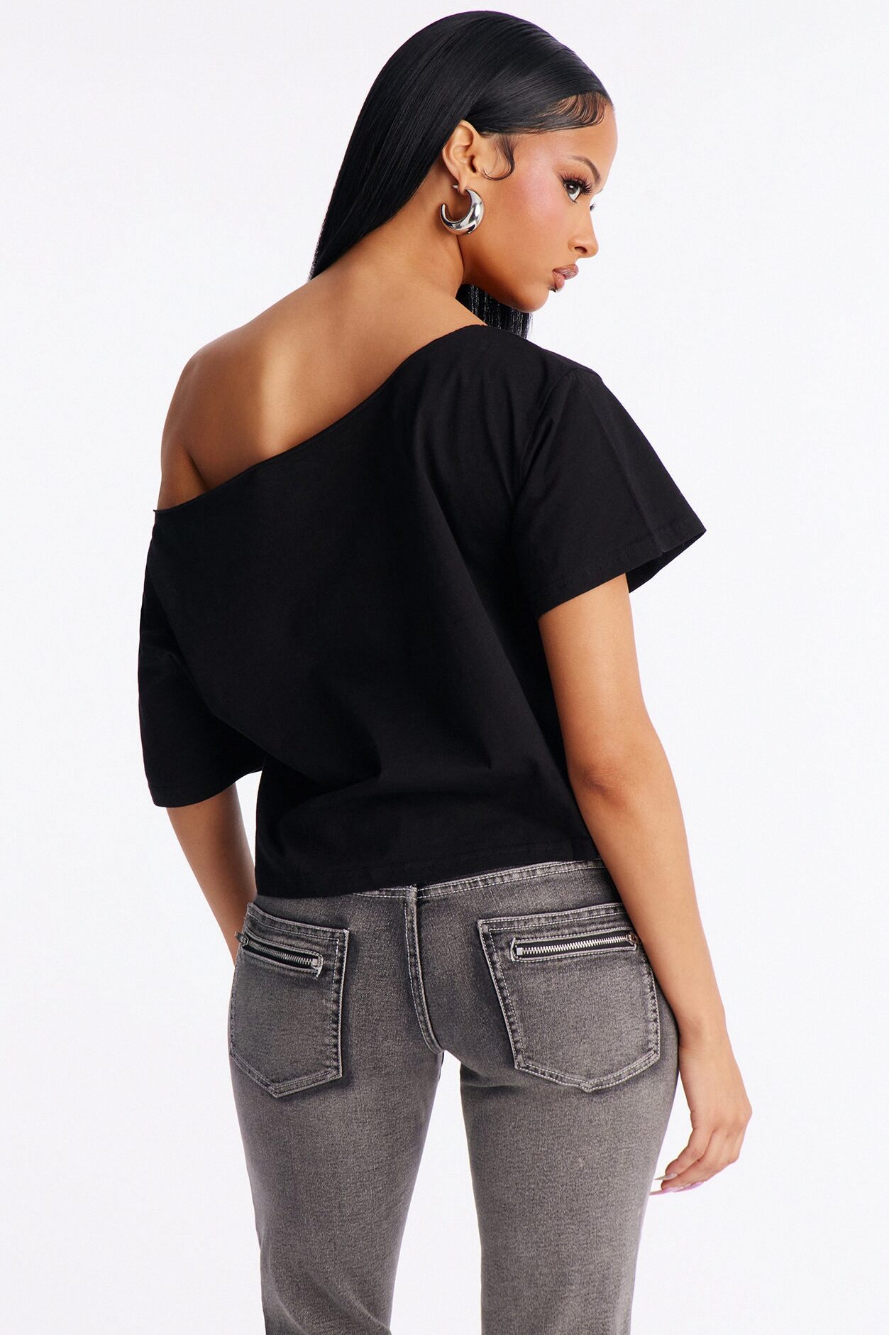 Say Less Lips Off Shoulder Tee - Black