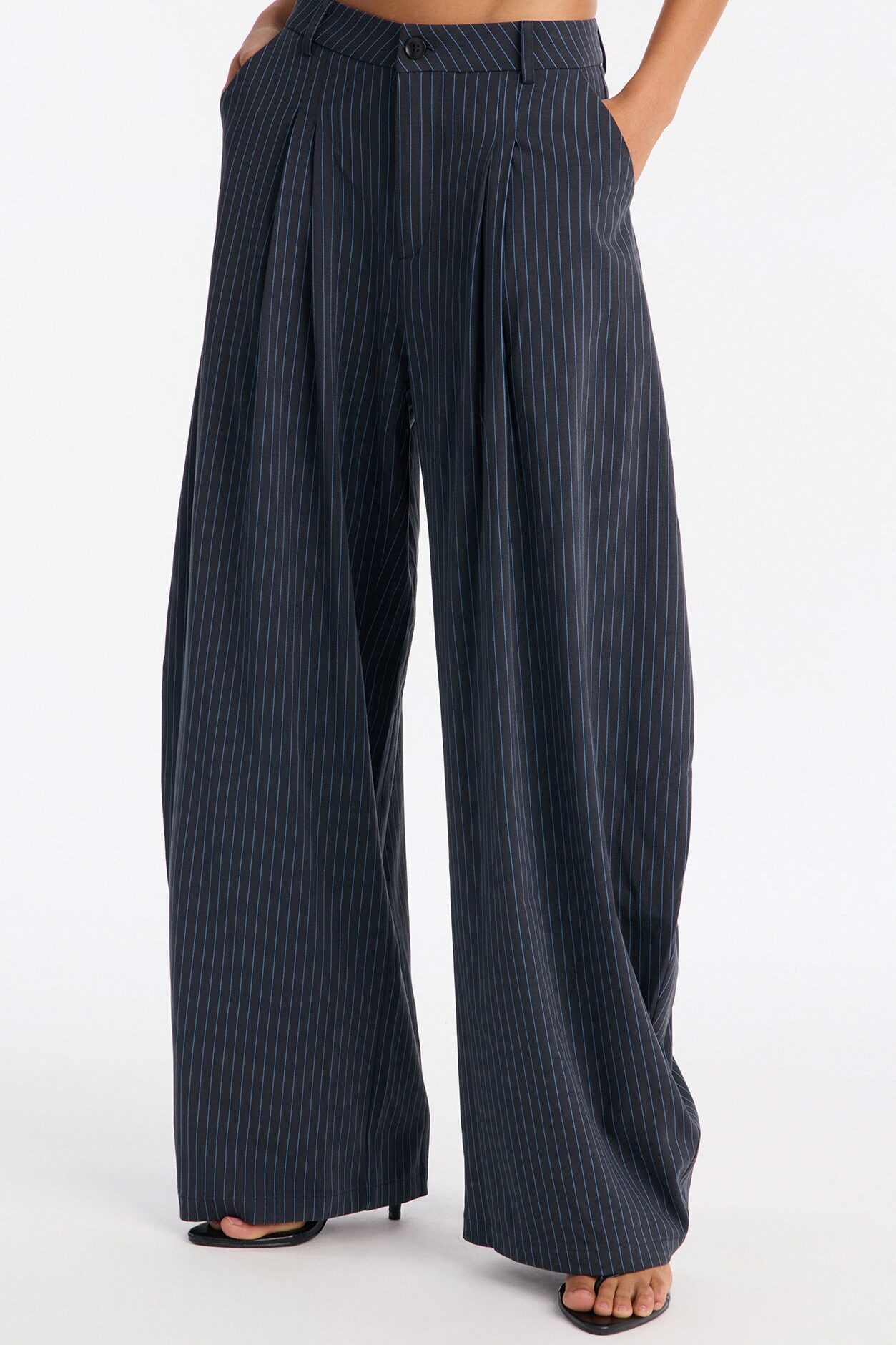 Run This Office Pinstripe Barrel Leg Pant 33″ - Navy