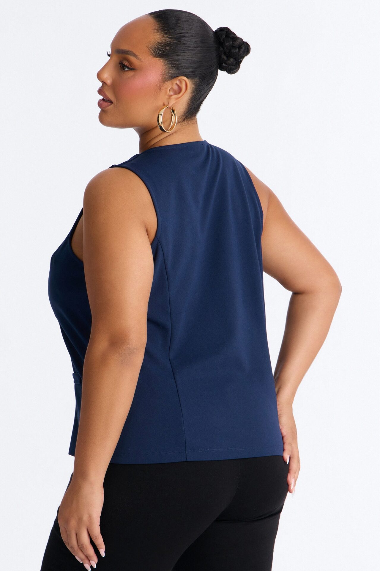 Quiet Luxury Vest Top - Navy