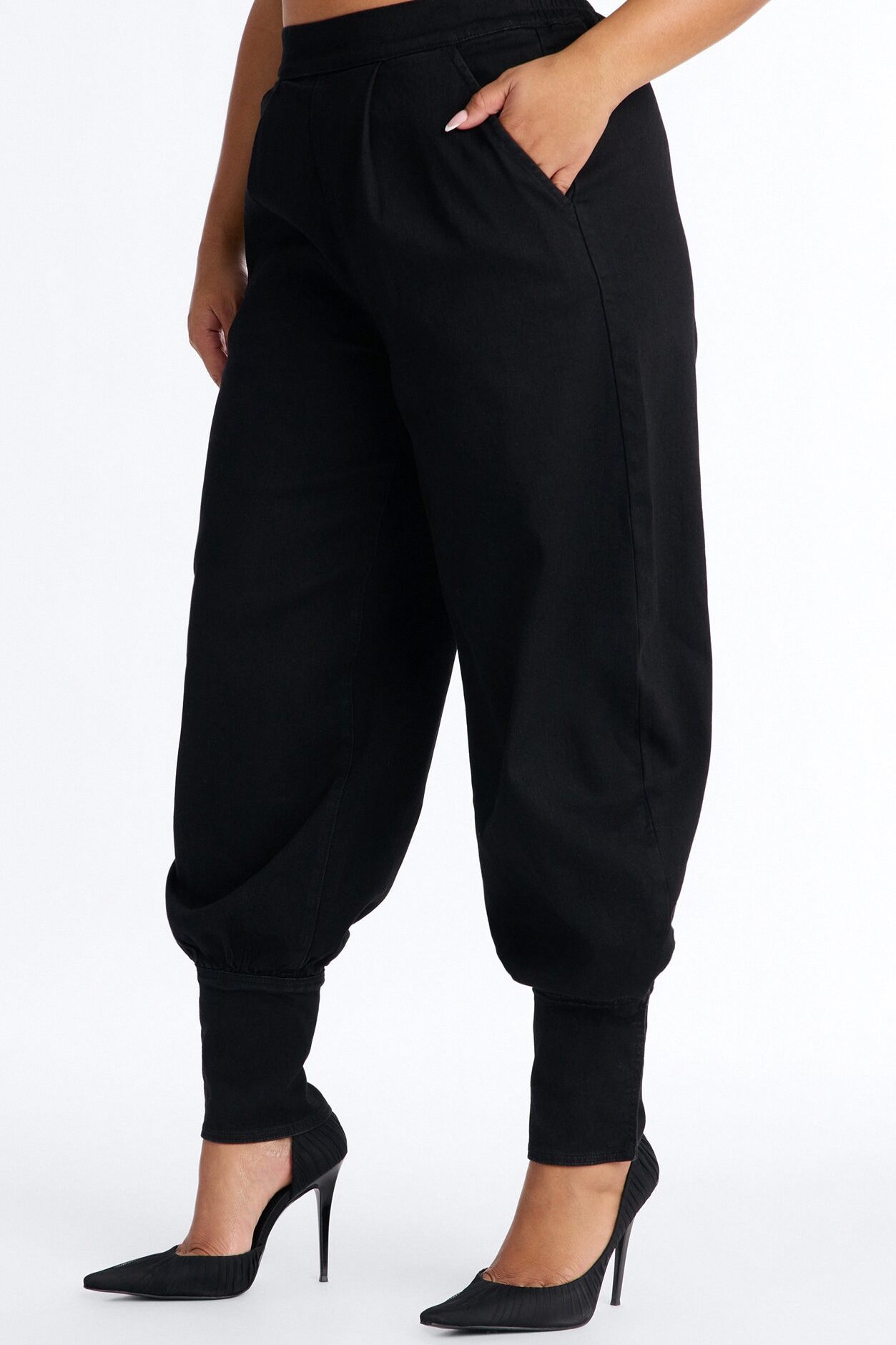 Destination Unknown Drapey Denim Balloon Jeans - Black