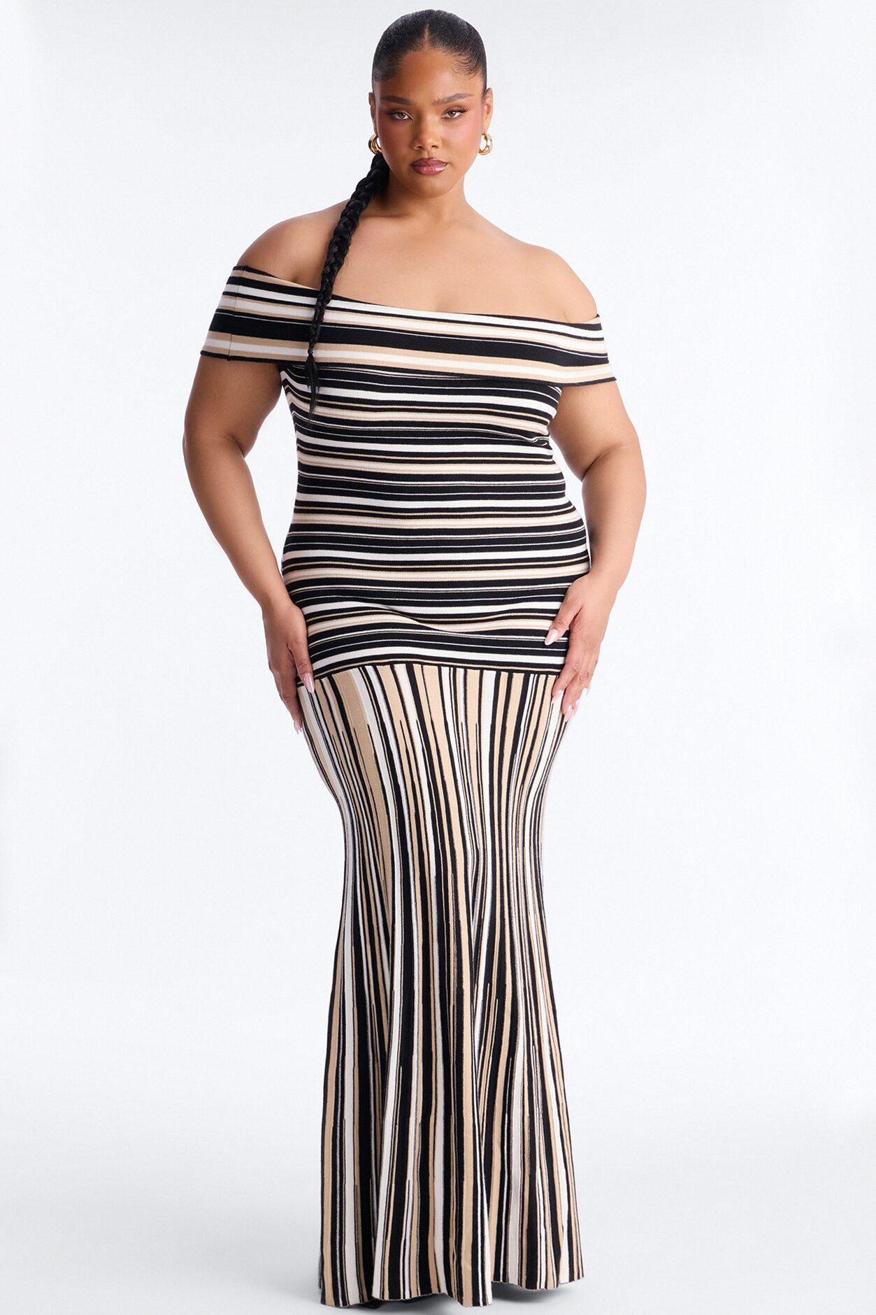 Kaitlyn Striped Sweater Maxi Dress - Black/combo