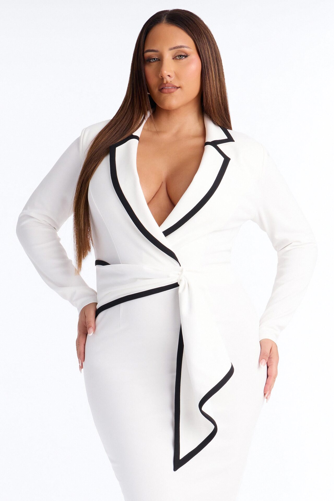 Scouter Collared Maxi Dress - White/Black