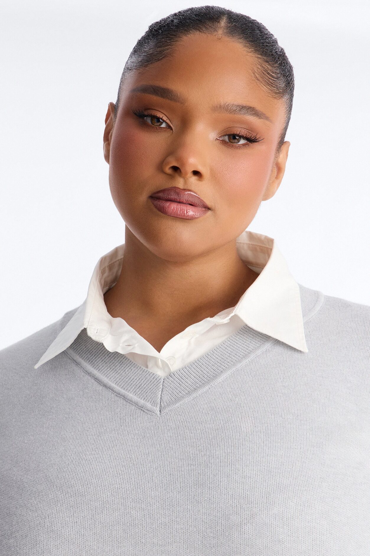 Join The Club Set-In Poplin Sweater - Grey/combo