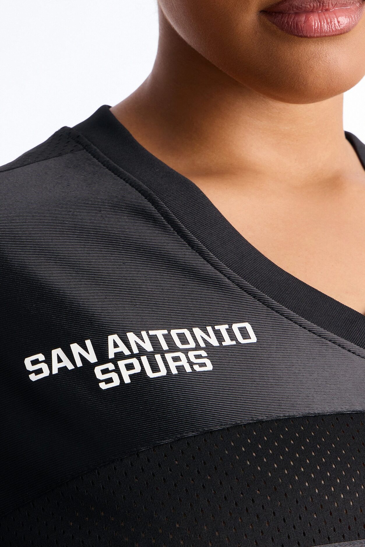 NBA Spurs Oversized Mesh Tee - Black