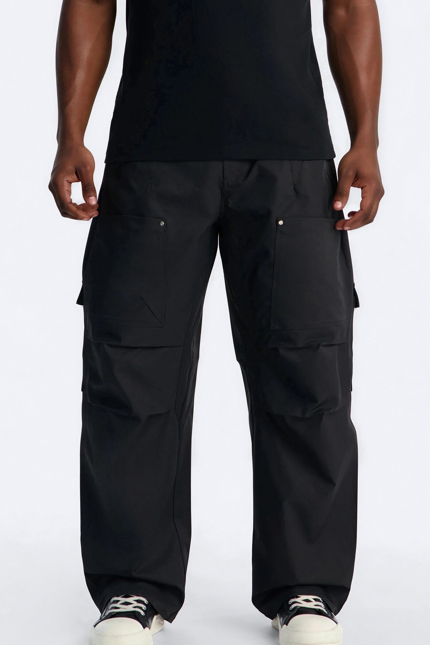 Barrel Fit Node Cargo Pant - Black