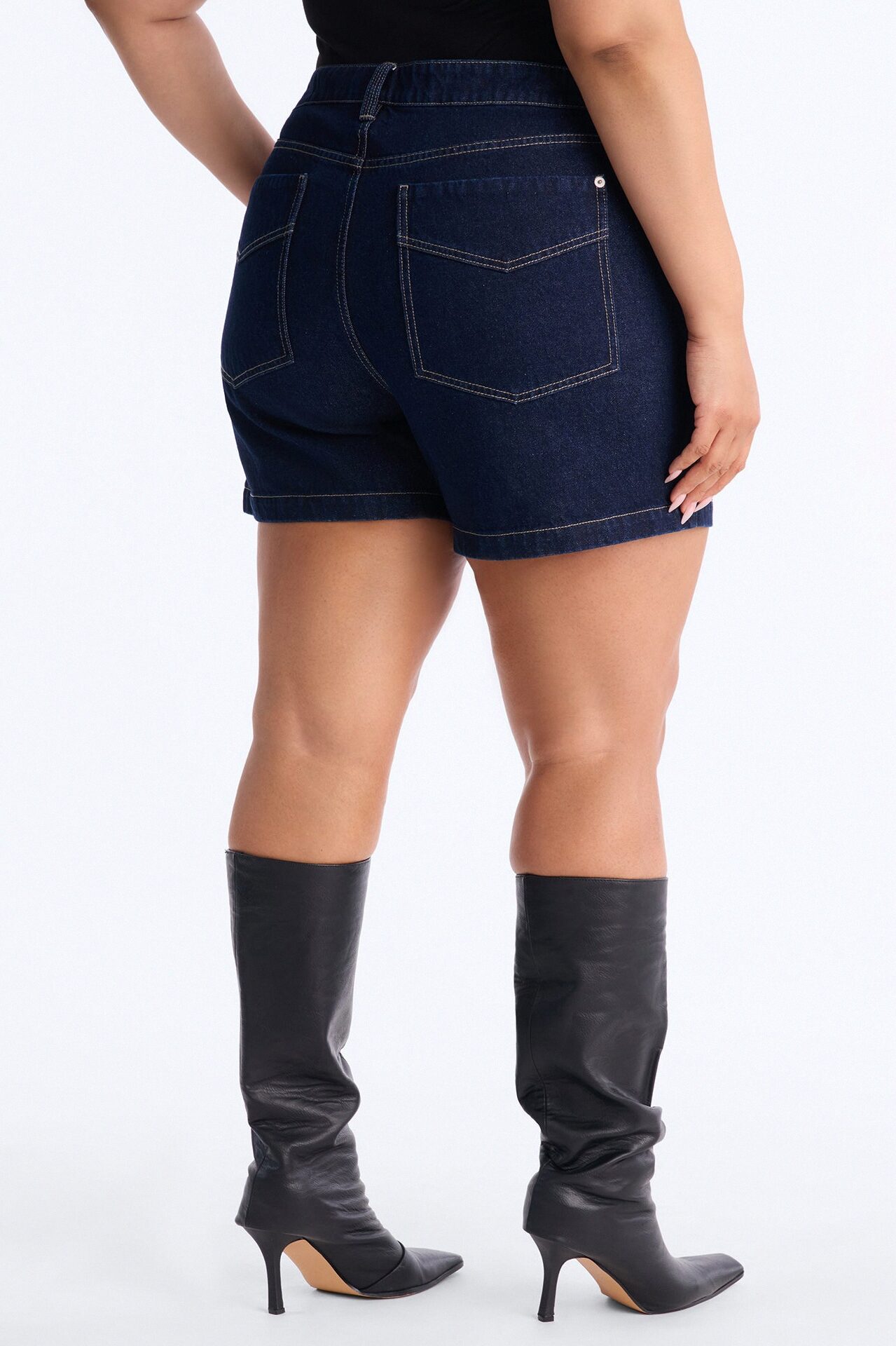 Night Borough Pleated Denim Shorts - Dark Wash