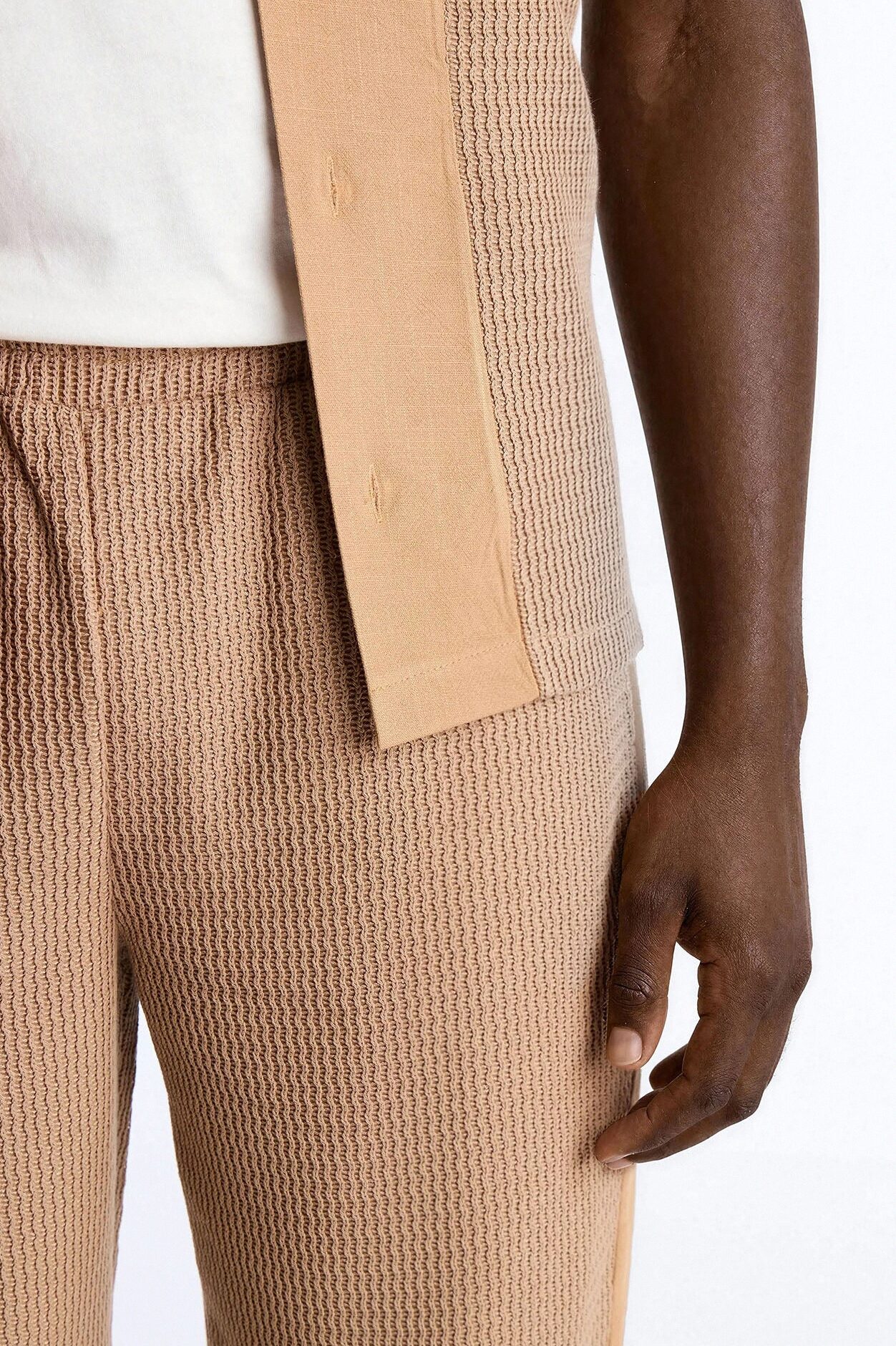 Slim Flare Brookfield Flow Pant - Tan