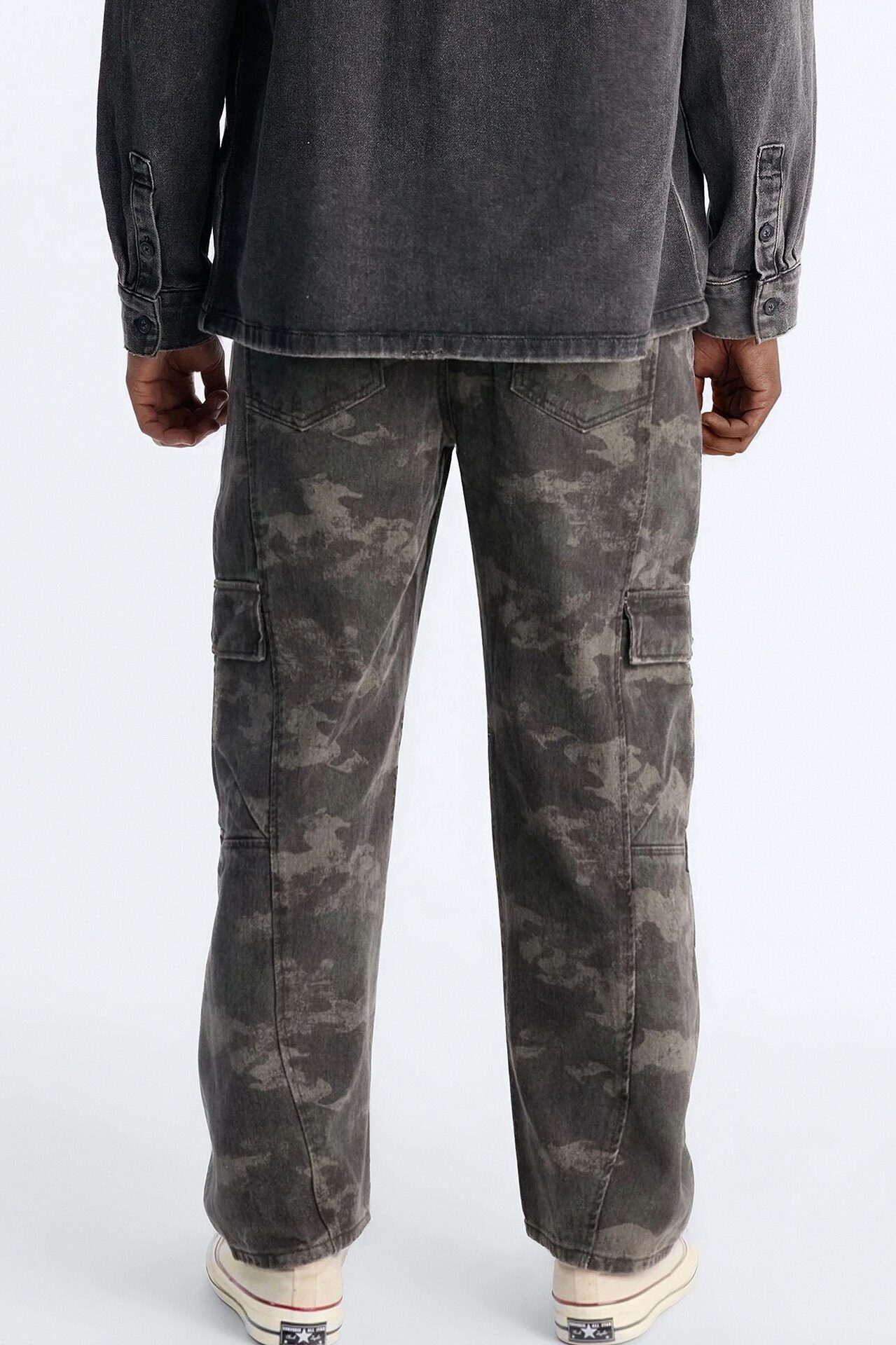 Combat Seams Barrel Jeans - Camouflage