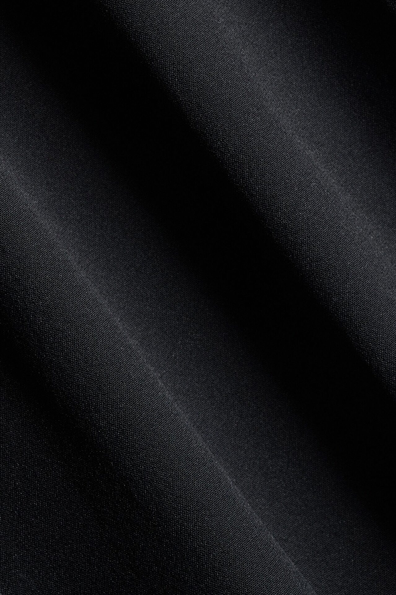 ActiveNylon™ Half Zip Pullover Jacket - Black