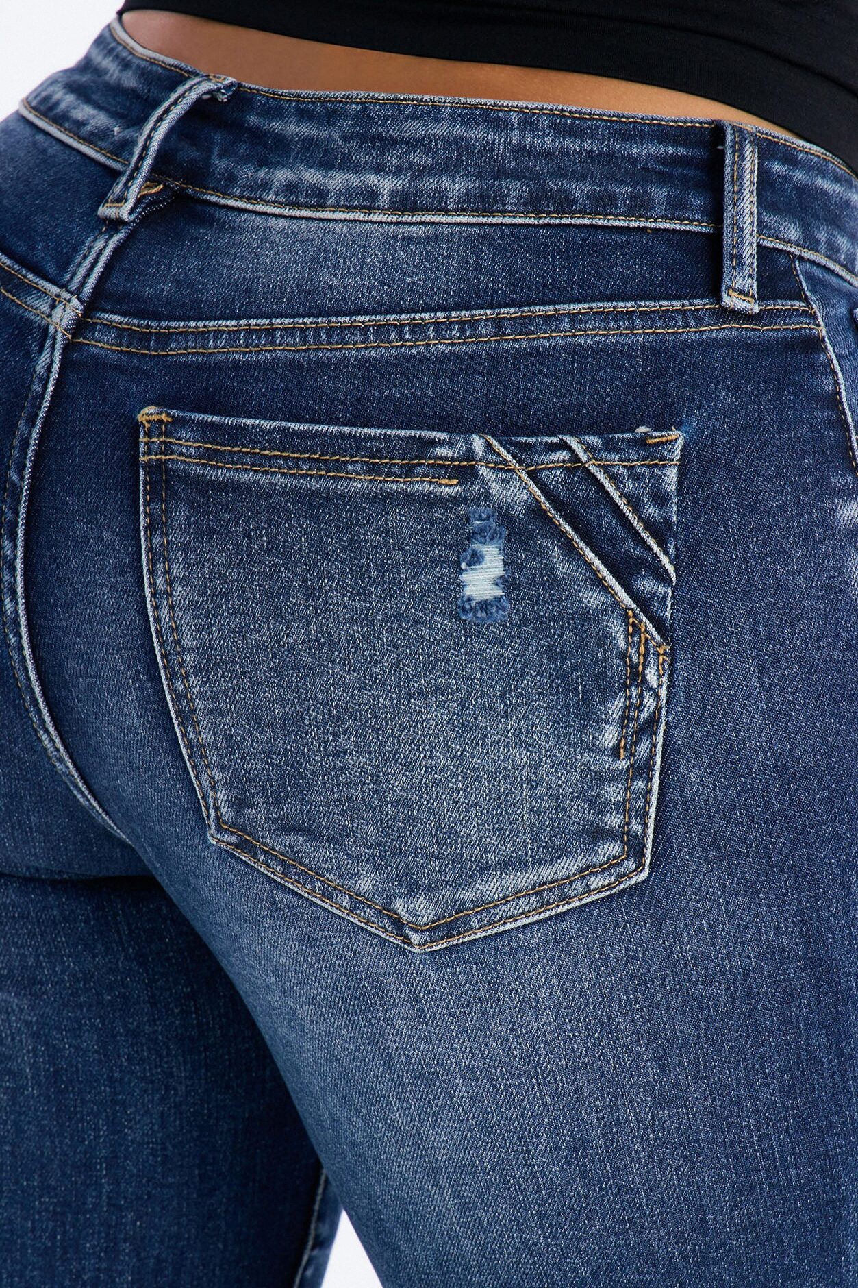 Meadow Lane Stretch Straight Leg Jeans - Medium Wash