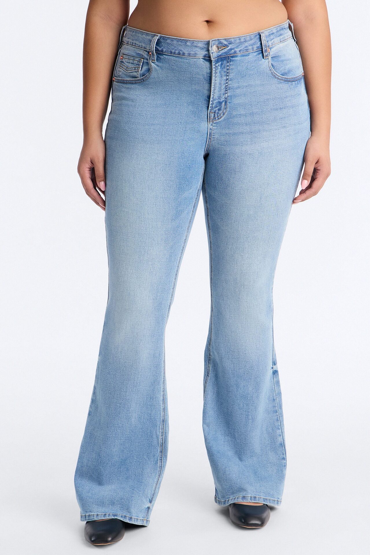 Broke The Rules Compression Stretch Low Rise Bootcut Jeans - Medium Wash