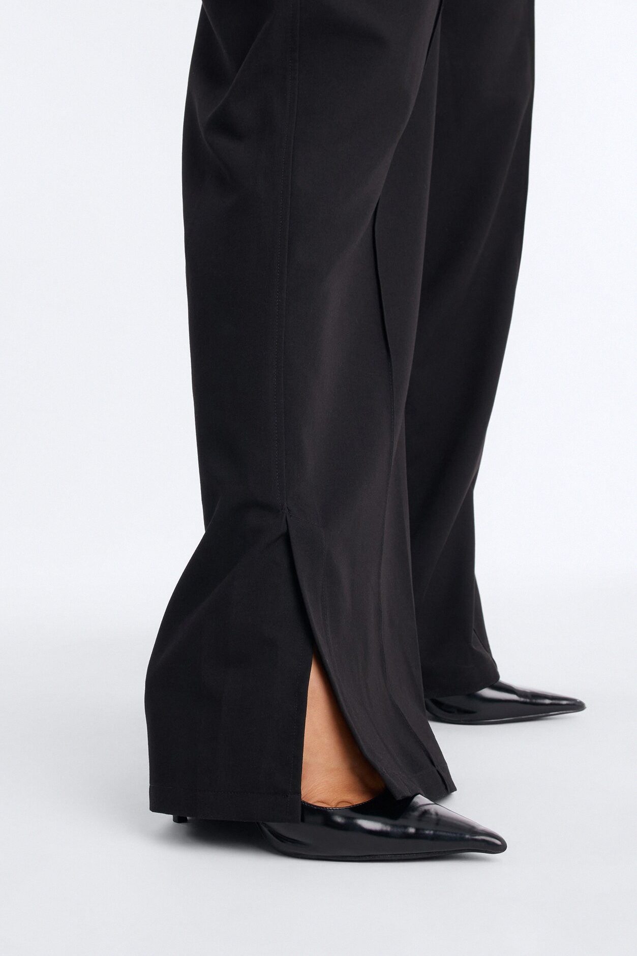 Normani High Rise Straight LegTrouser Pant 33″ - Black