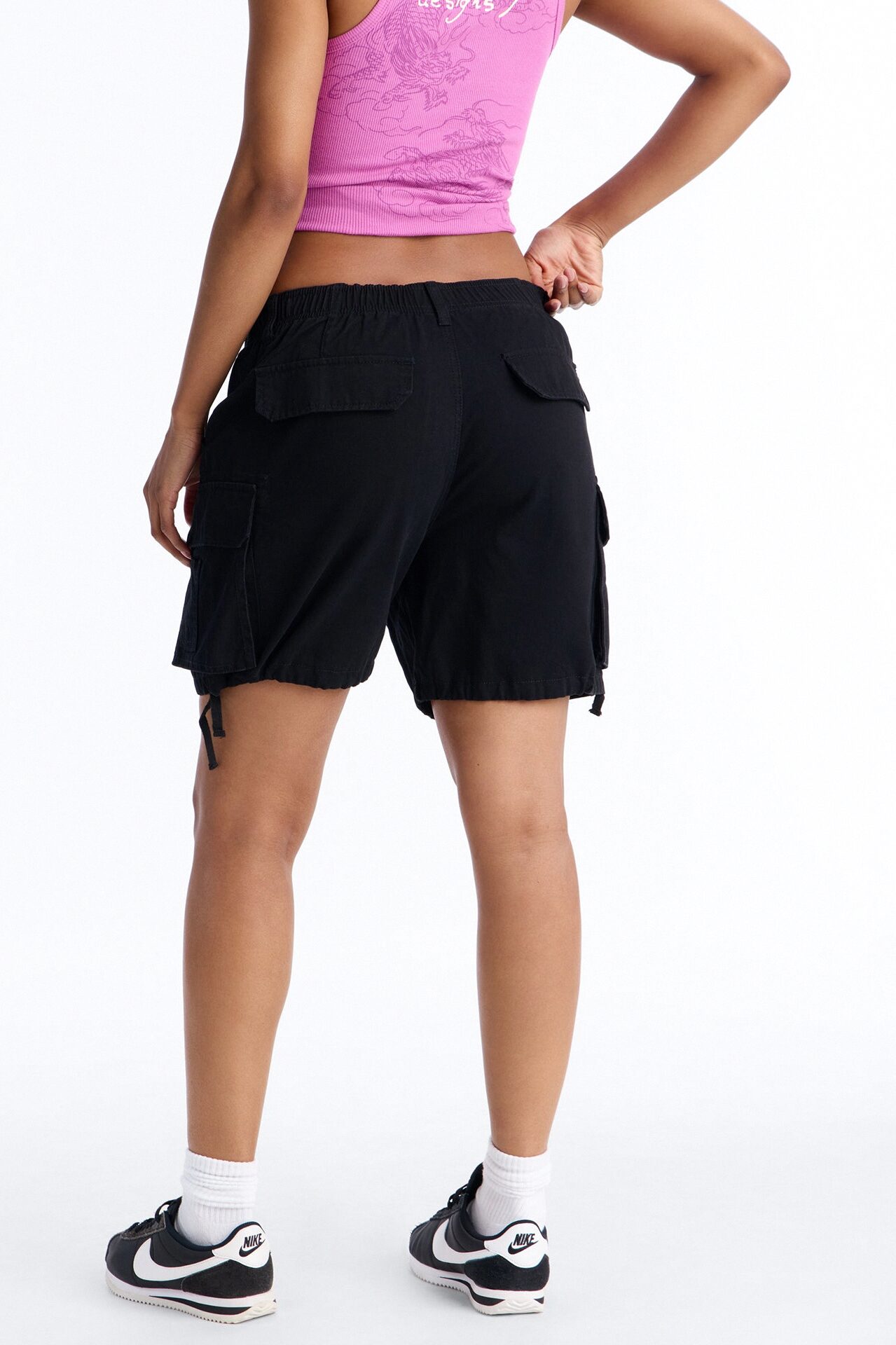 A Classic Favorite Bermuda Short - Black