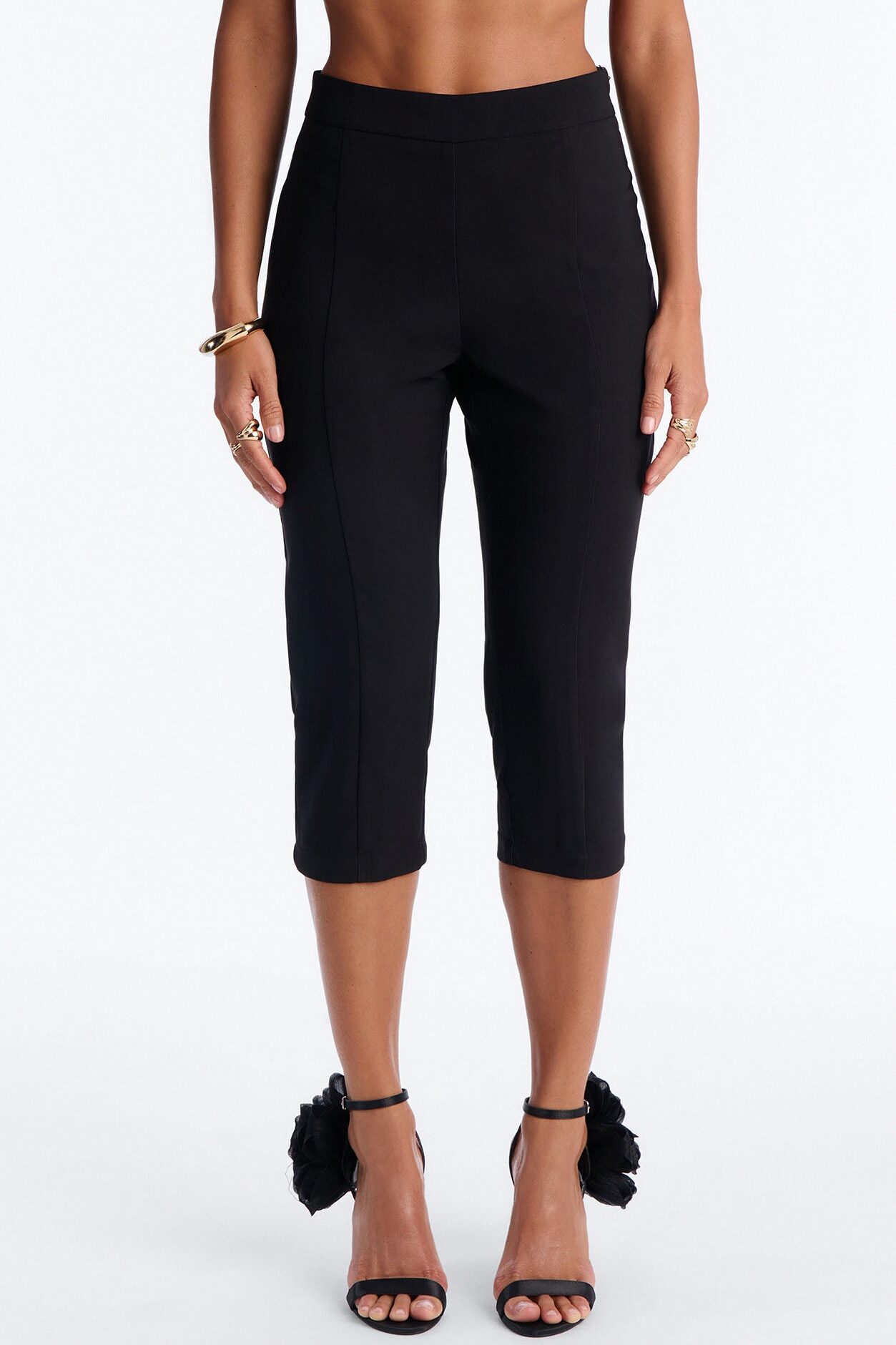 City Affair Blazer Capri Set - Black