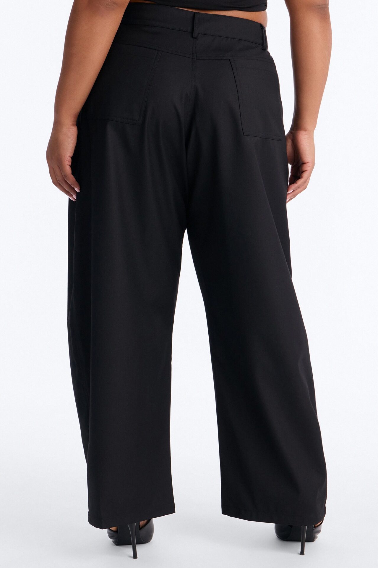 Mara High Rise Barrel Leg Twill Pant 30″ - Black