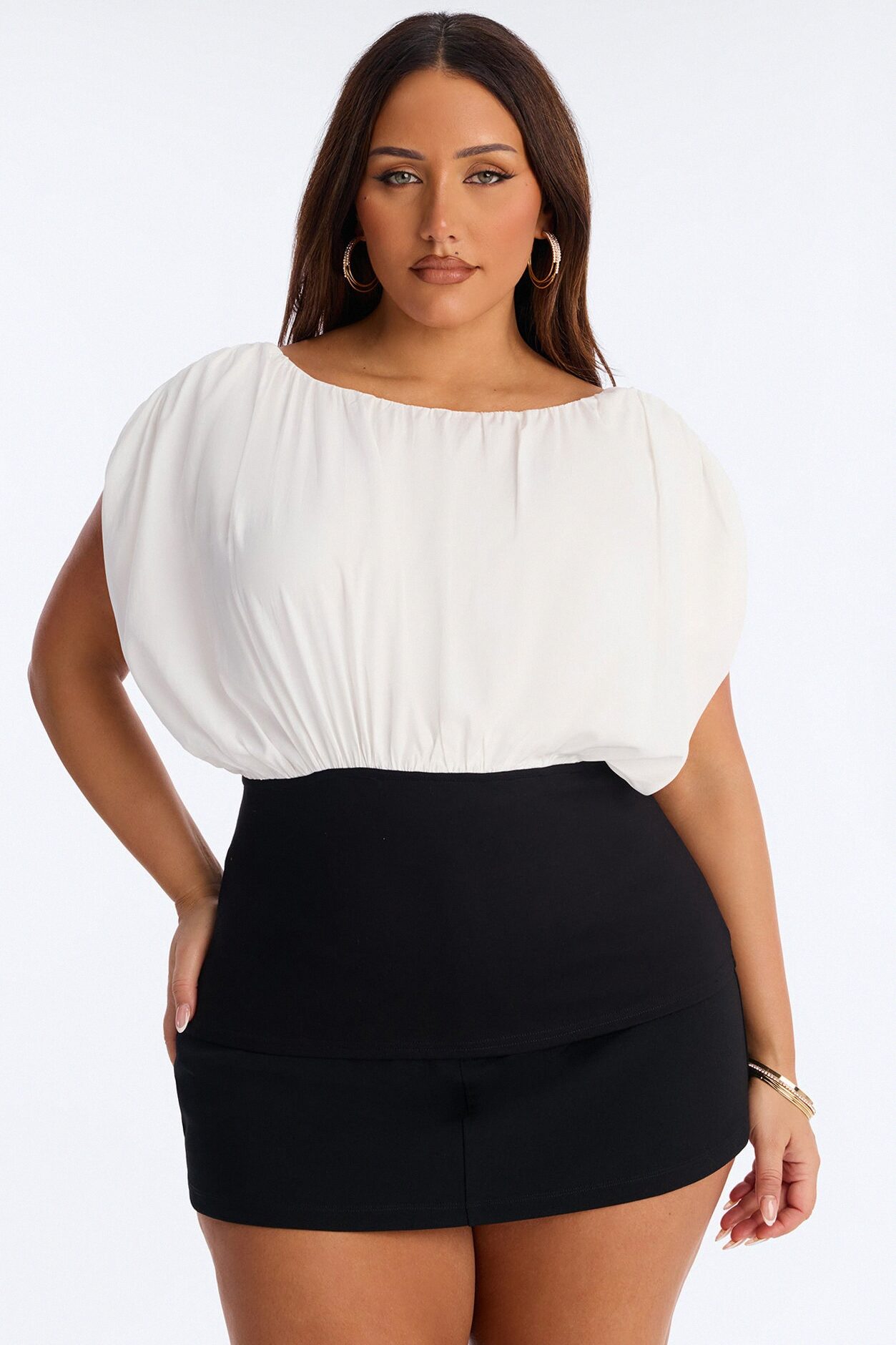 Camera Loves Me Contrast Ruched Top - Black/White