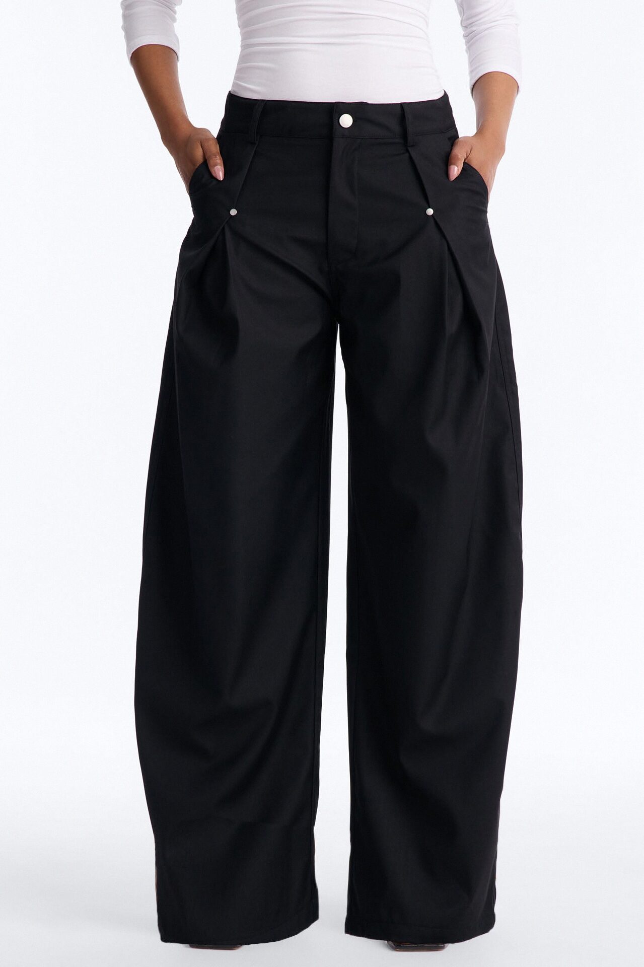 Mara High Rise Barrel Leg Twill Pant 30″ - Black