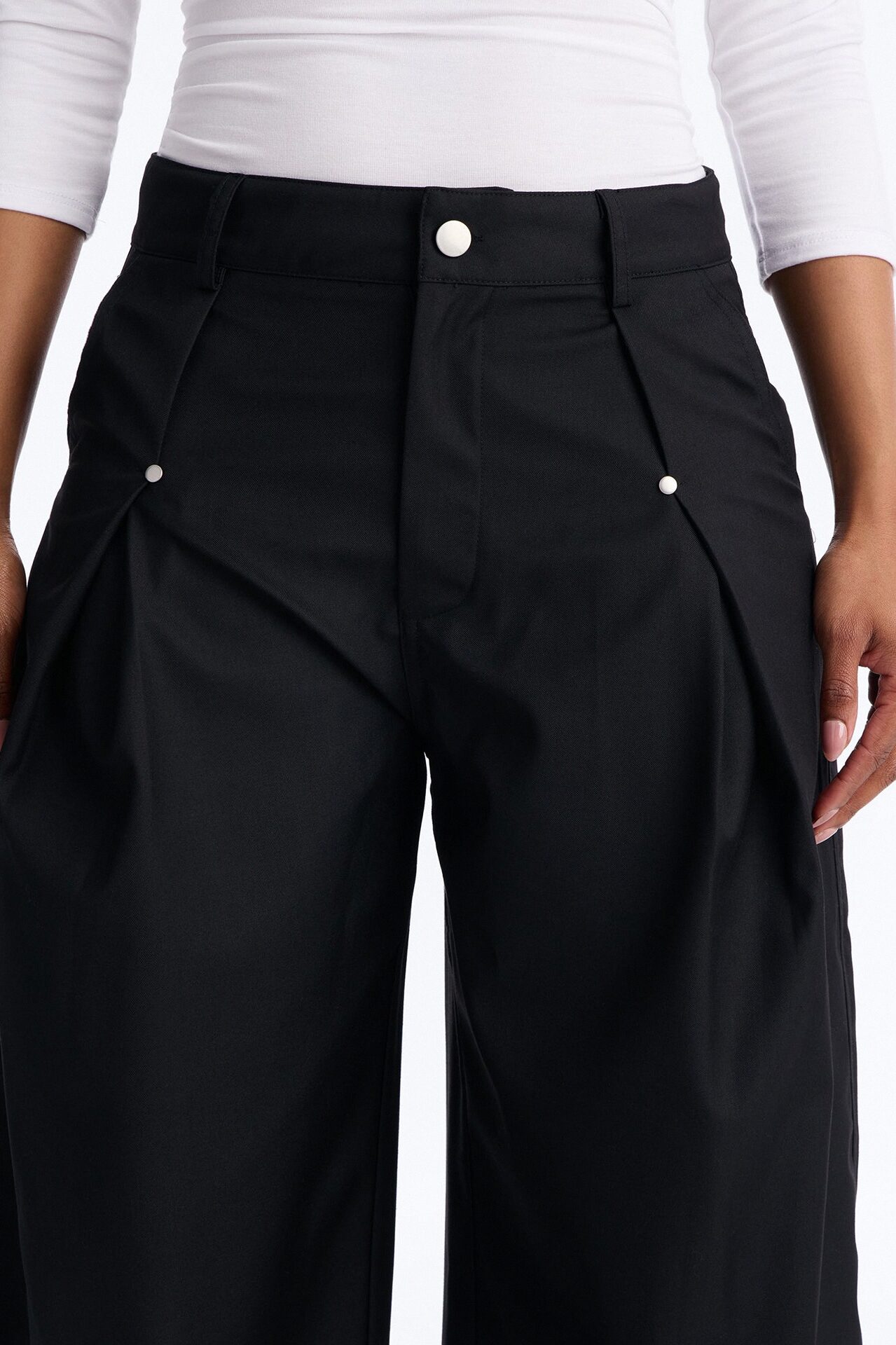 Mara High Rise Barrel Leg Twill Pant 30″ - Black