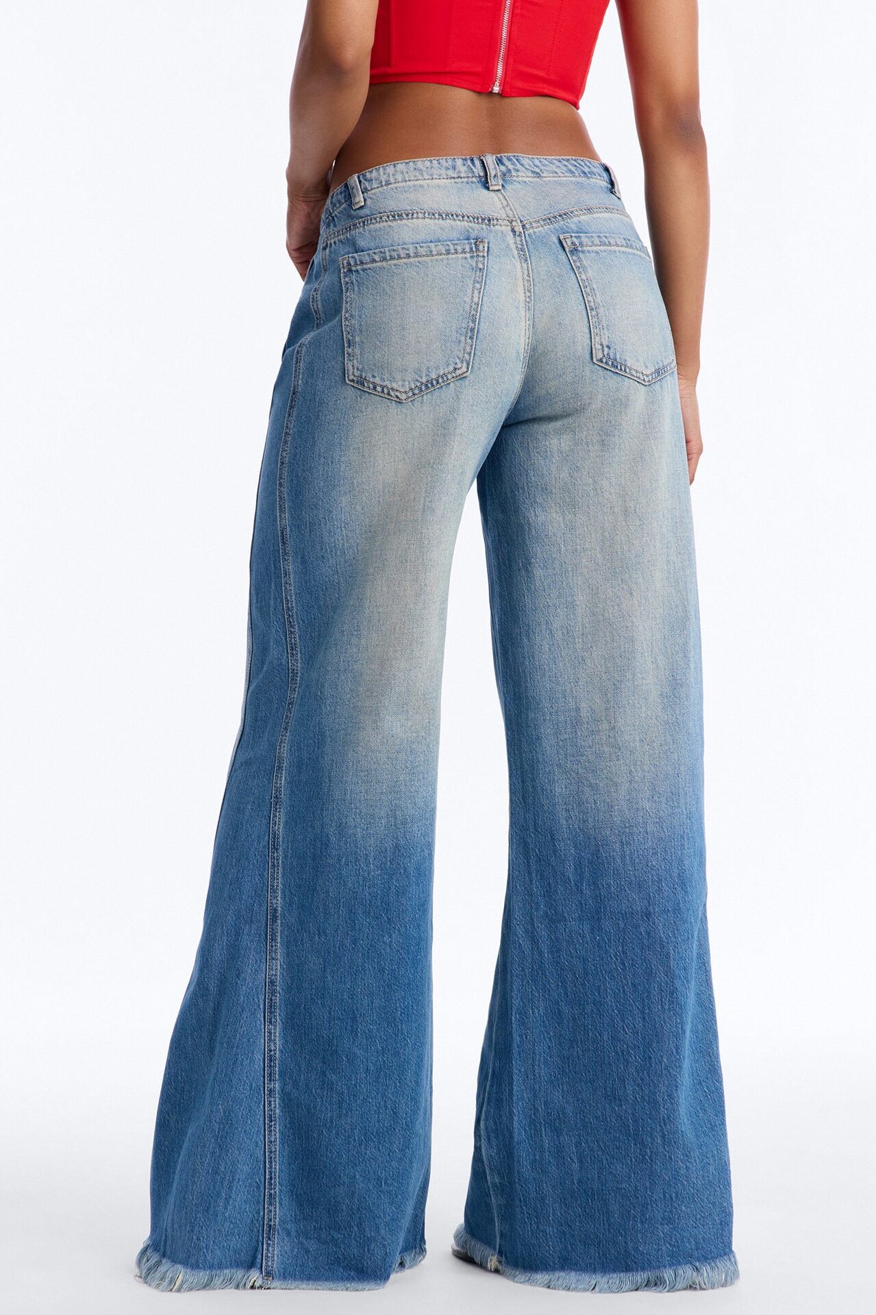 Oceanfront Wide Leg Jeans - Medium Wash