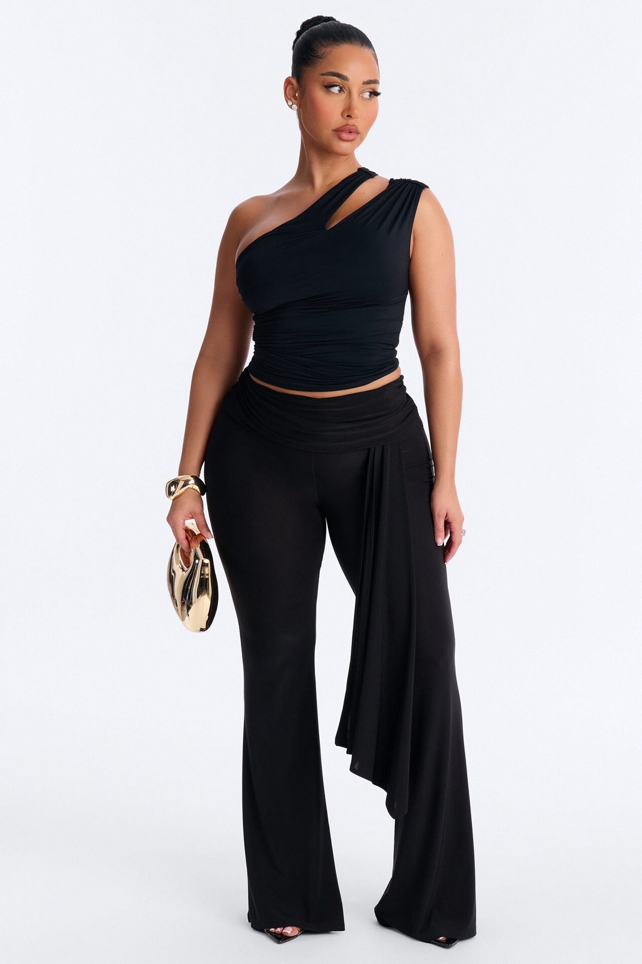 Wrenley Mid Rise Foldover Ruched Flare Pant 33″ - Black