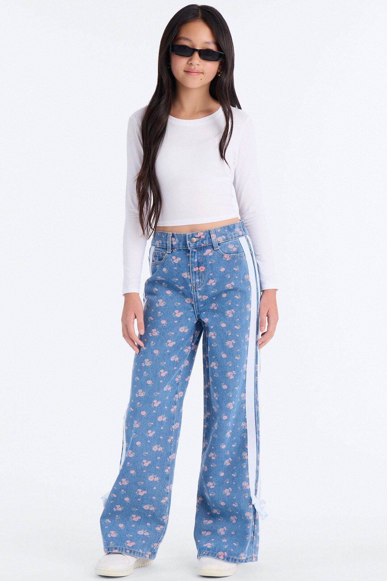 Mini Big Plans Floral Wide Leg Jeans - Medium Wash