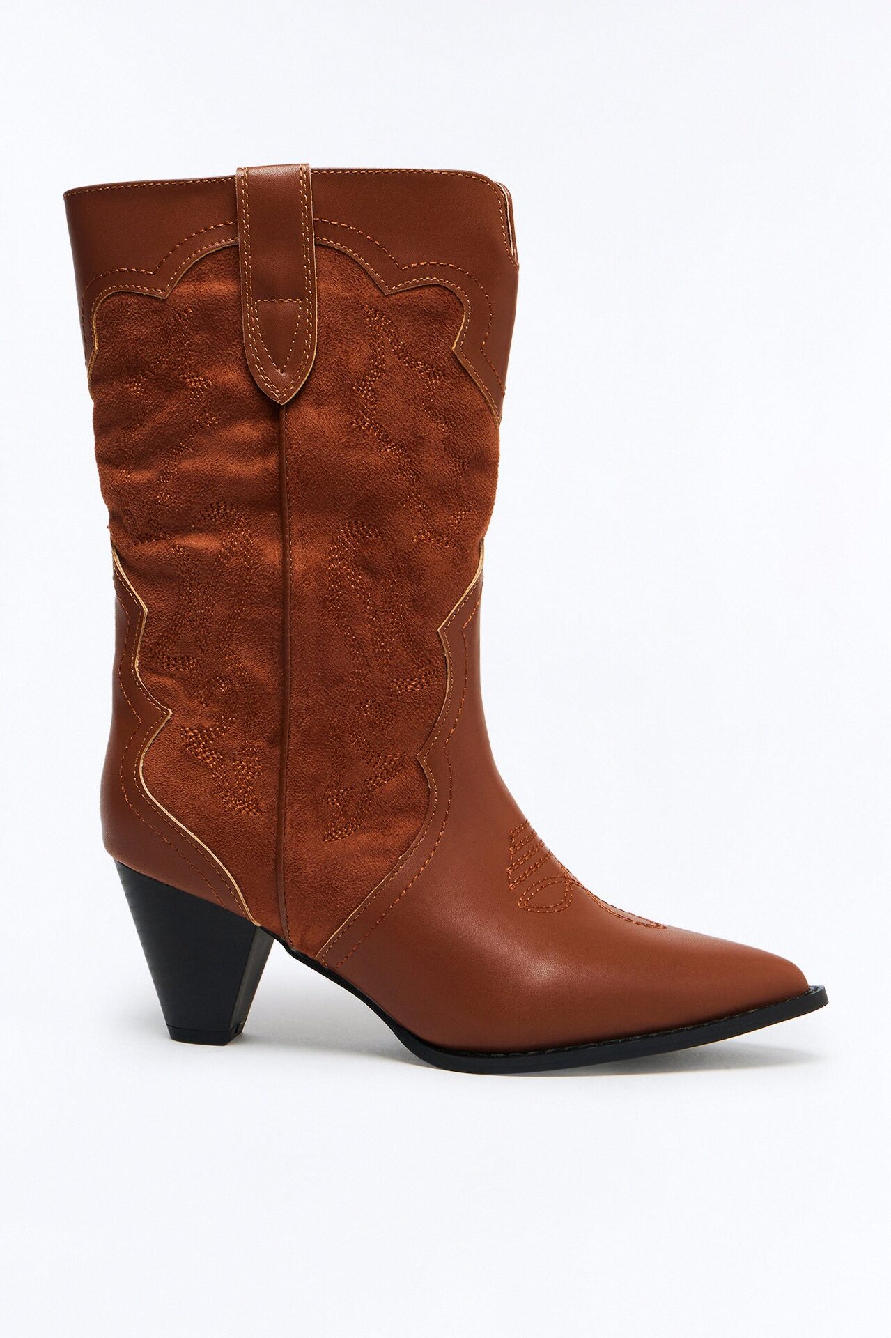 Peachy Keen Cowboy Boots - Tan
