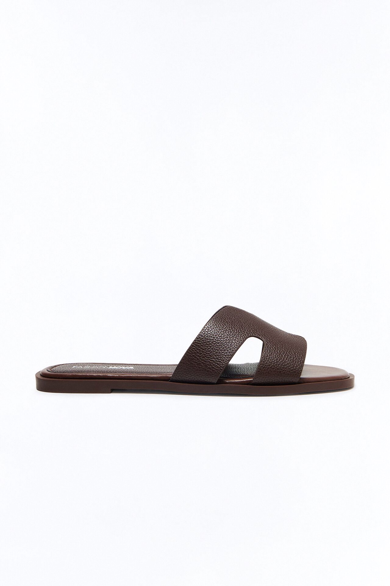 Cutting Ties Flat Sandals - Chocolate