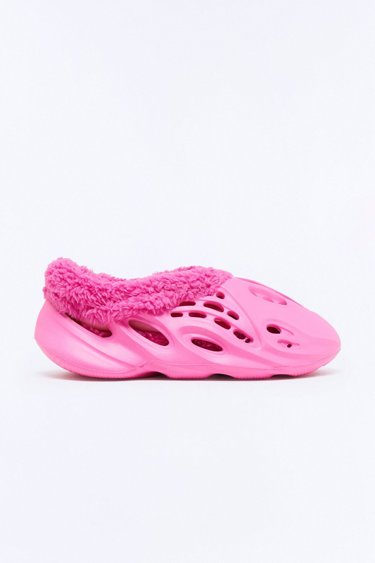 Mini Staying Up Fur Lined Slide - Fuchsia