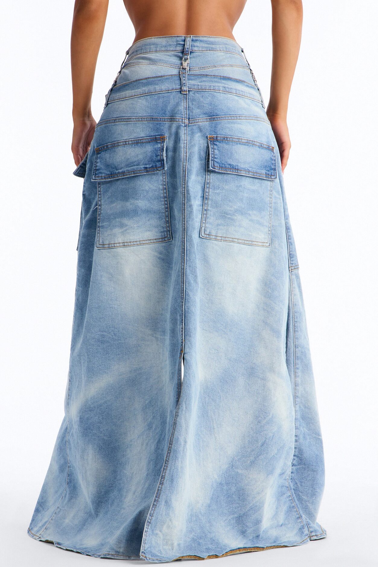 Serving Looks Cargo Overlay Stretch Straight Leg Jeans - Medium Wash